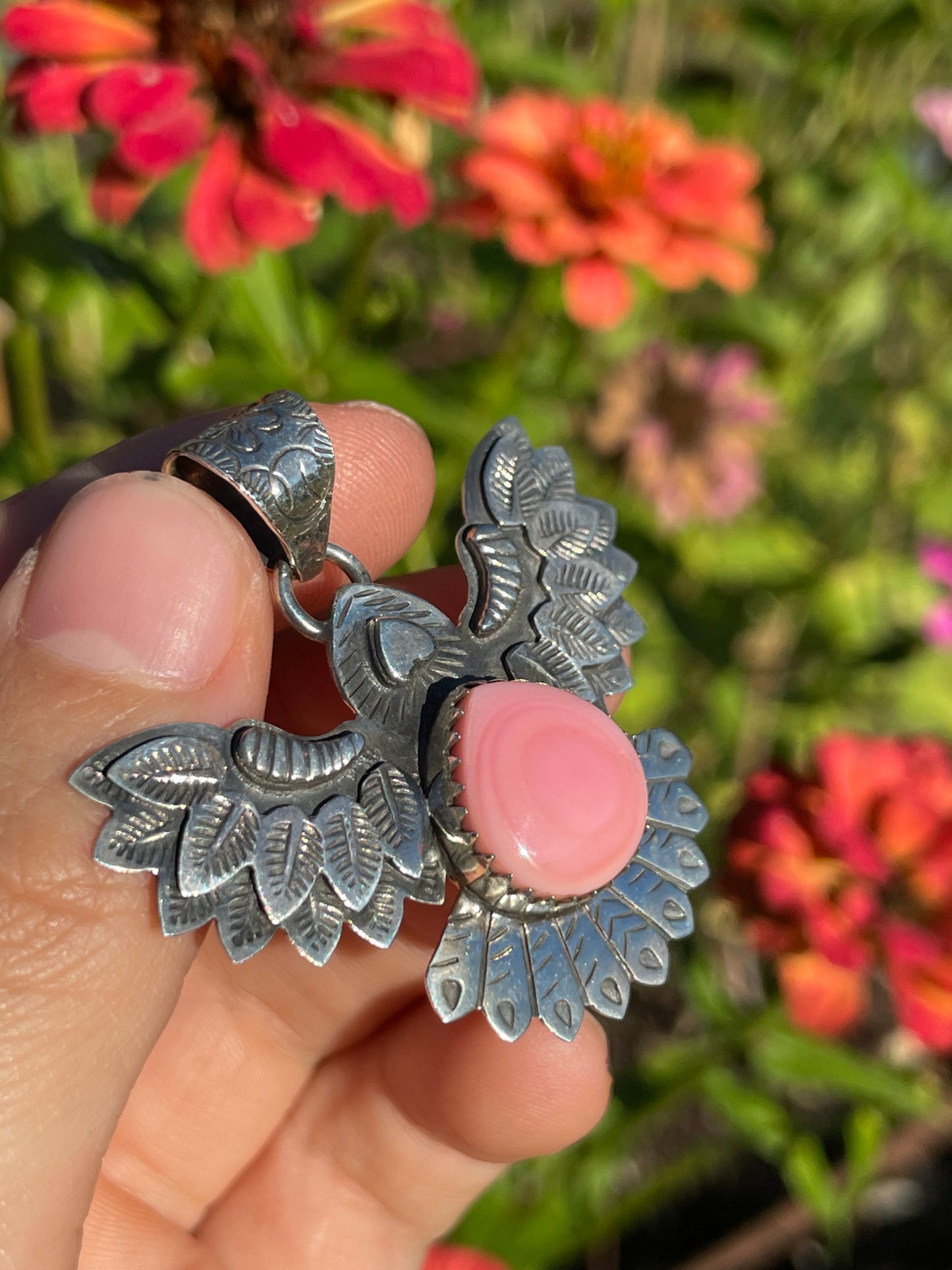 Pink Conch Thunderbird Pendant | Handcrafted Sterling Silver 925 B483
