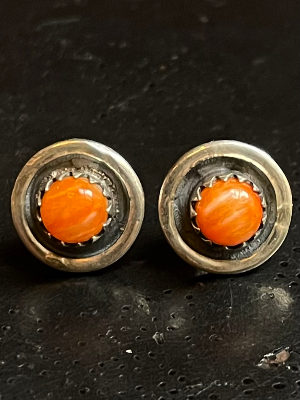 Spiny Oyster Stud Earrings | 925 Sterling Silver  G251