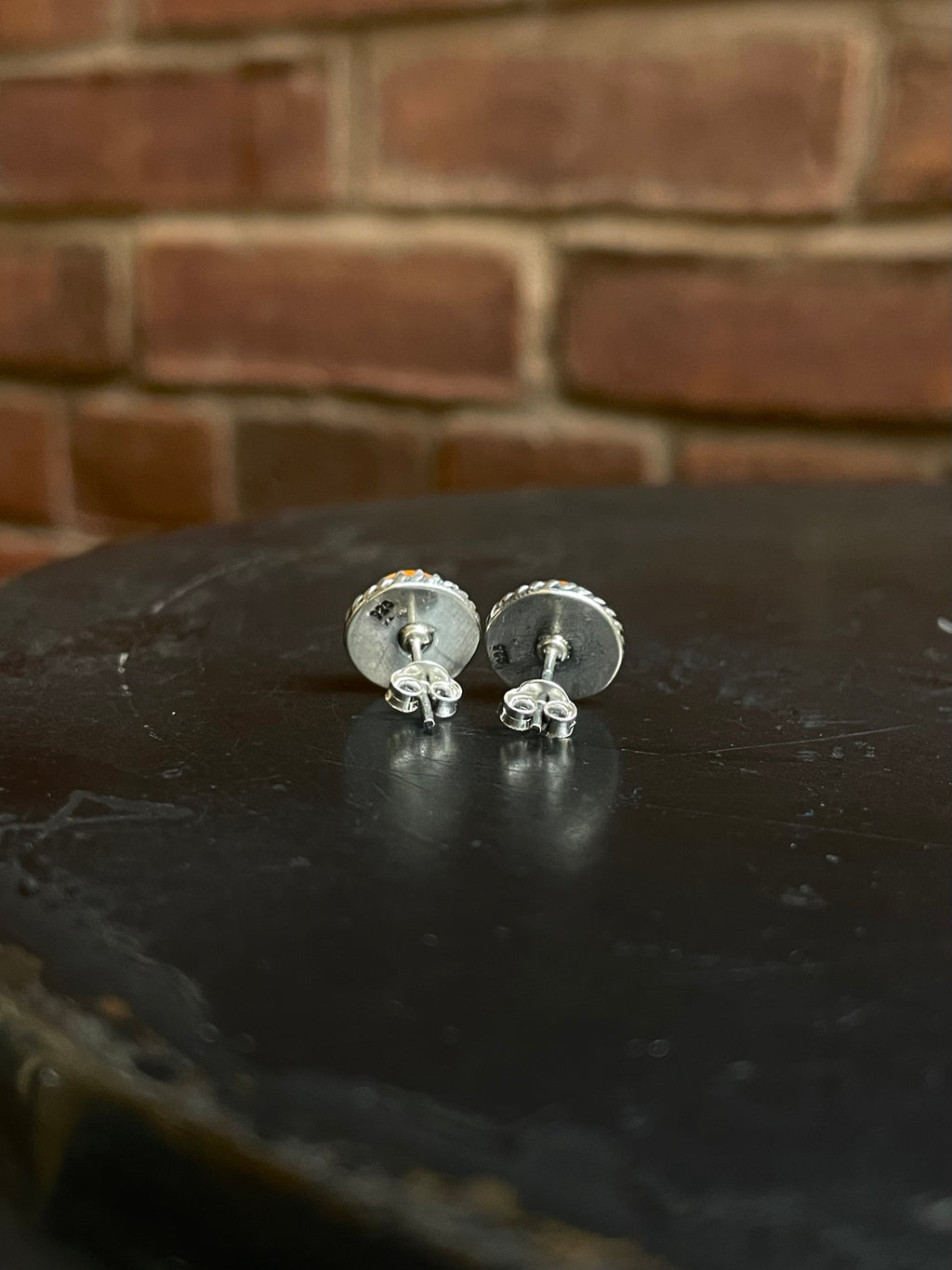 Spiny Oyster Stud Earrings | 925 Sterling Silver E808