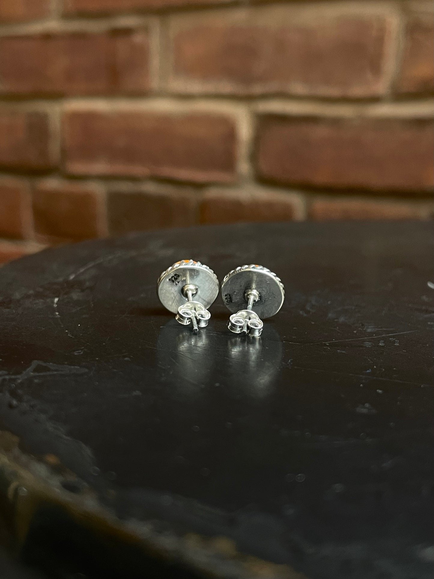Spiny Oyster Stud Earrings | 925 Sterling Silver E805