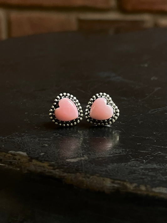 Pink Conch Heart Stud Earrings | 925 Sterling Silver E790