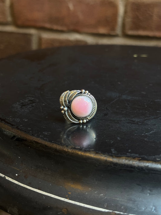 Pink Conch Feather Ring | Sterling Silver | Size 8 | C176