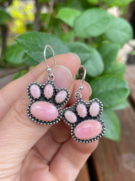 Pink Conch Paw Dangle Earrings | 925 Sterling Silver B955