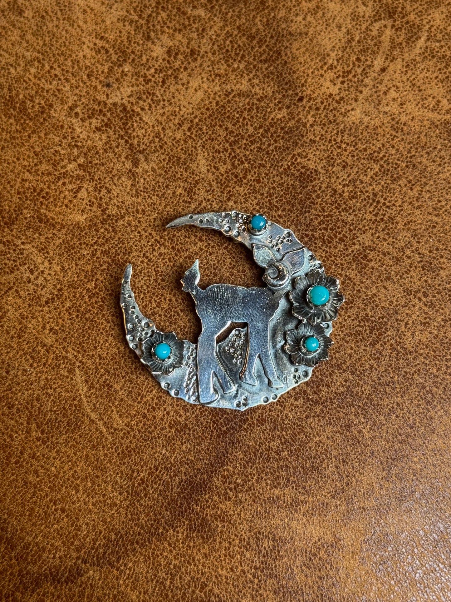 Kingman Turquoise Animal Pendant | Sterling Silver | A812