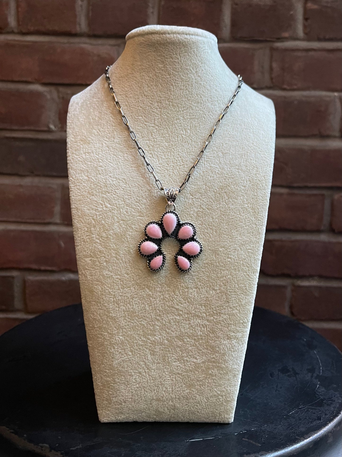 Pink Conch Naja Pendant | 925 Sterling Silver E217