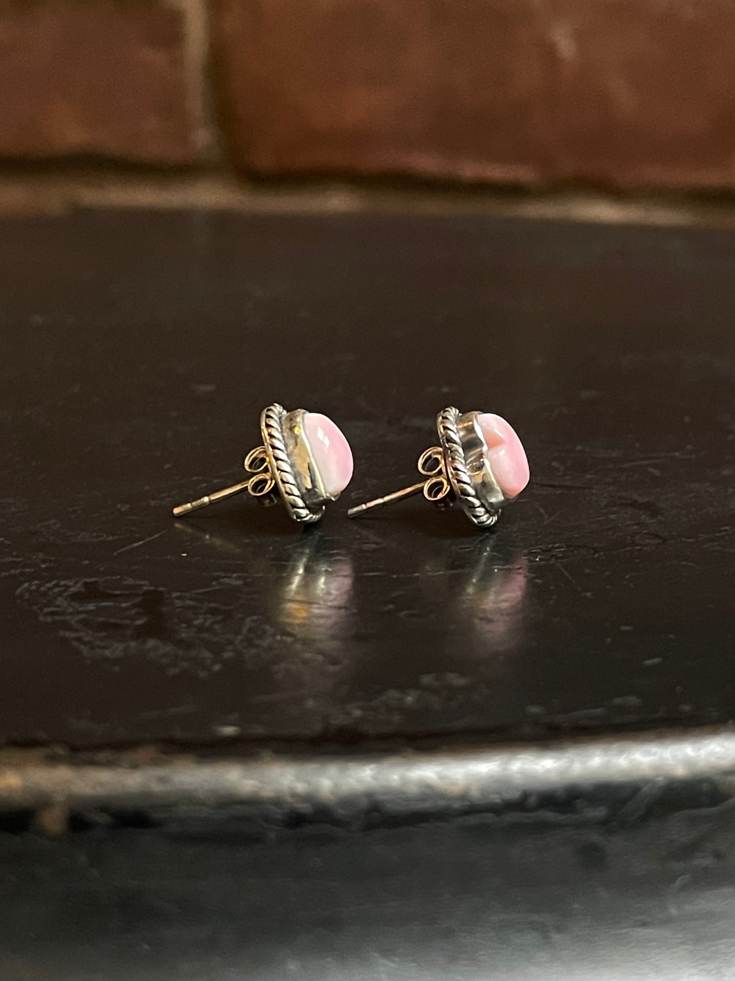 Pink Conch Stud Earrings | 925 Sterling Silver G175