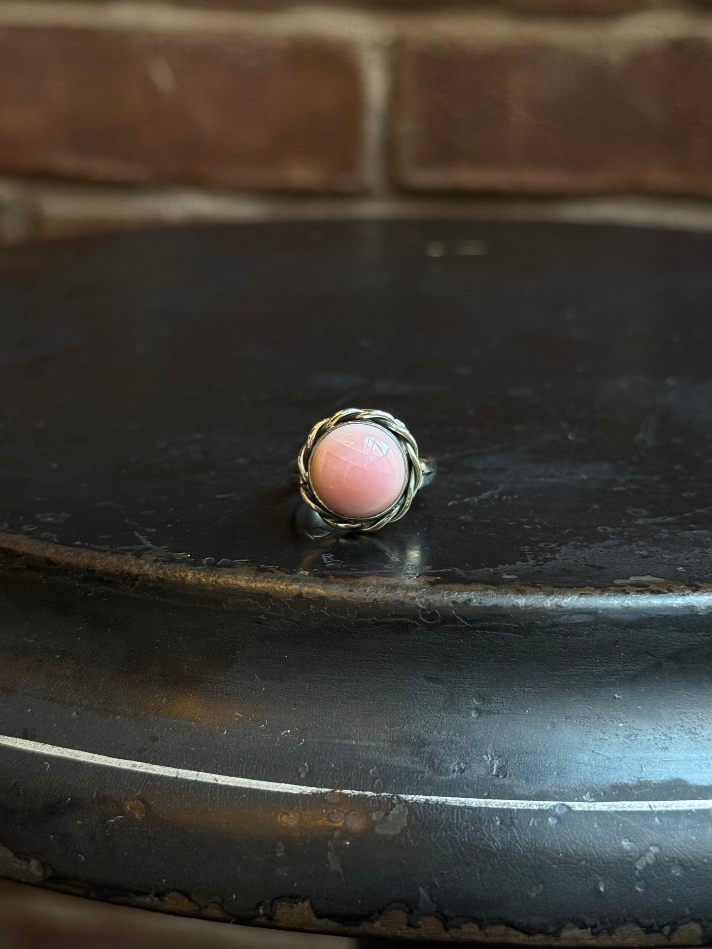Pink Conch Ring | Sterling Silver | Size 8 | C154
