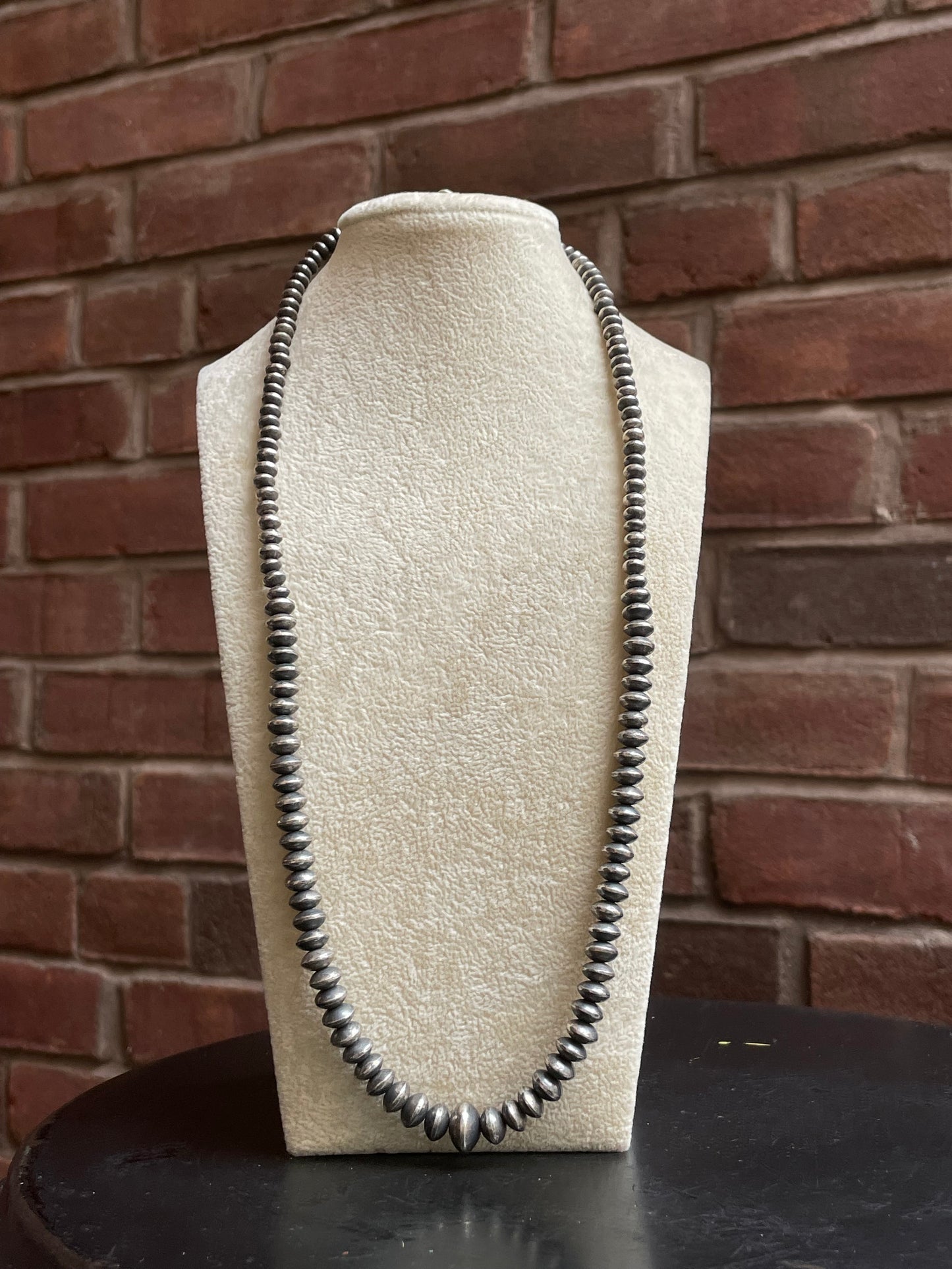 Sterling Silver Pearl Necklace | Graduated Beads E639
