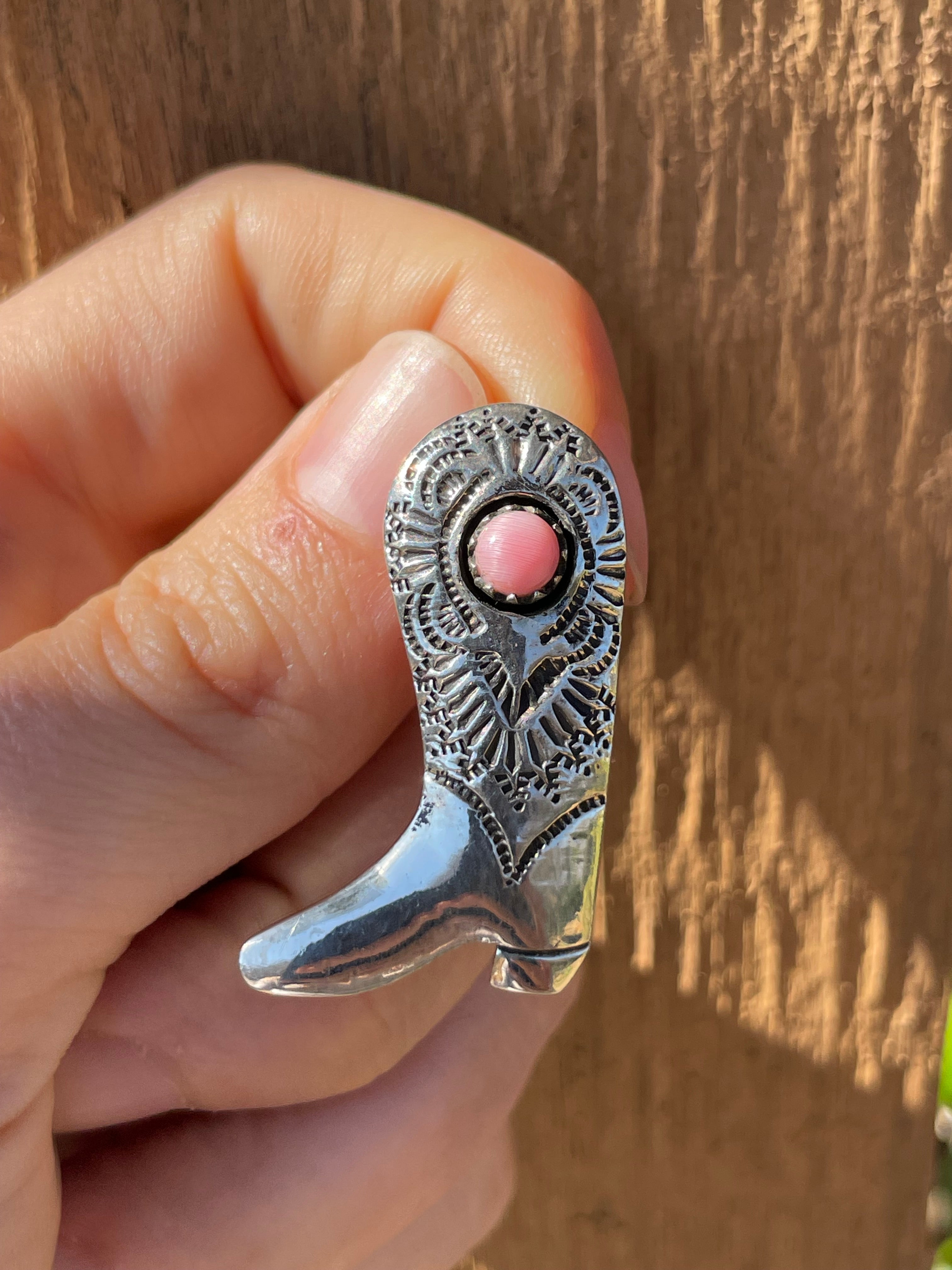 Spiny Oyster Boot Pendant | 925 Sterling Silver B912
