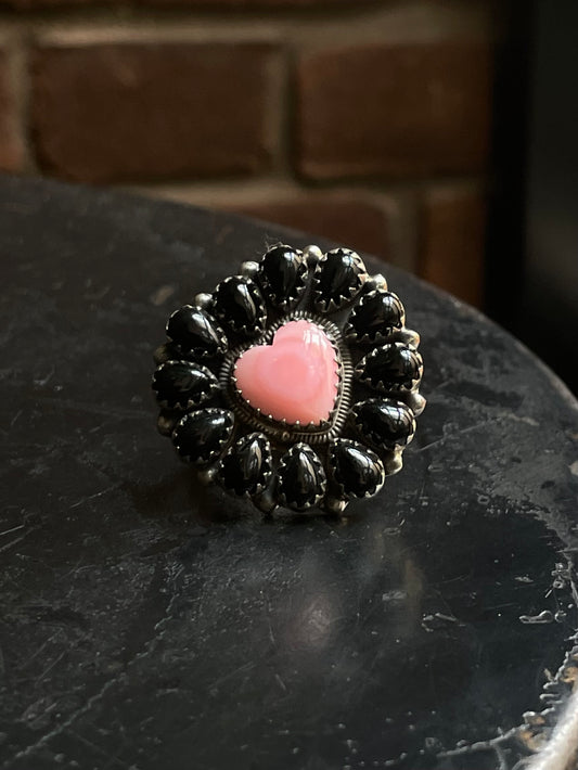 Pink Conch & Black Onyx Cluster Ring | 925 Sterling Silver | Size 9 E310
