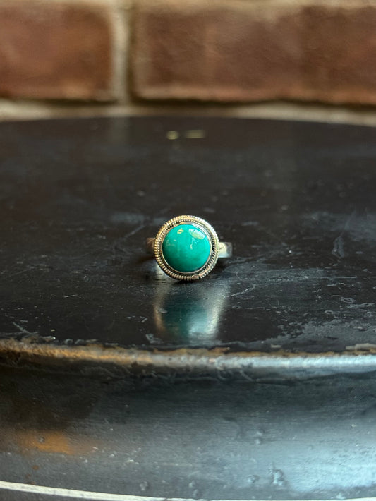 Turquoise Circle Ring | Sterling Silver | Size 7 | C125