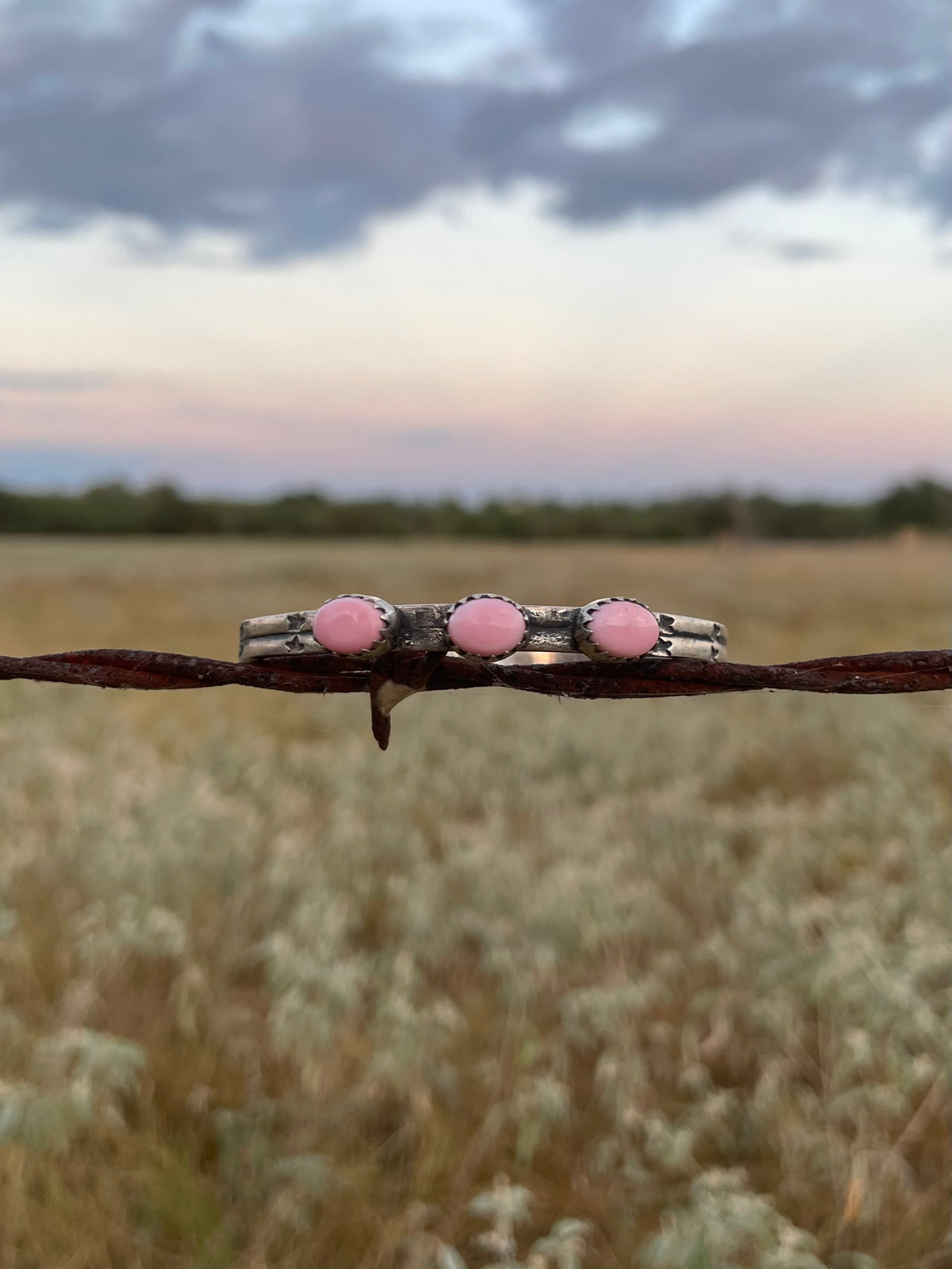 Pink Conch Three Stone Cuff Bracelet | 925 Sterling Silver G768