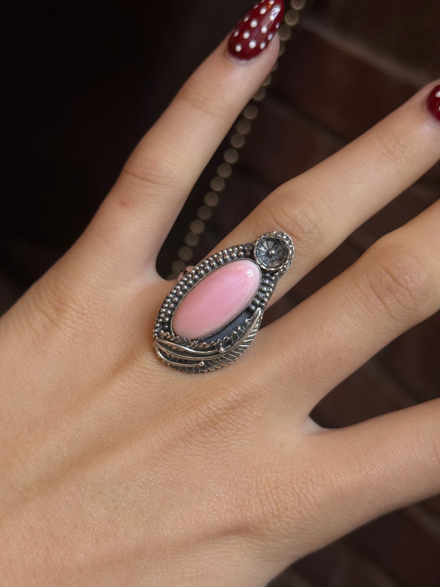 Pink Conch Oval Ring | 925 Sterling Silver | Size 8.5 C320