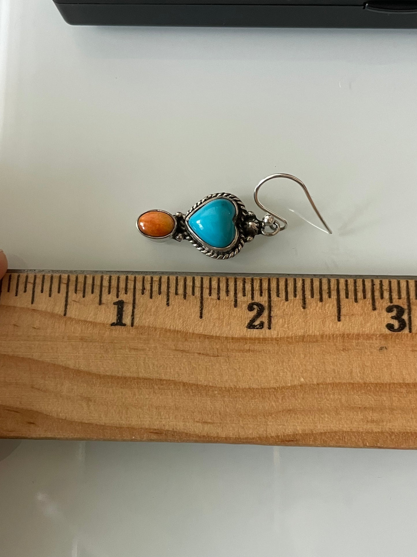 Kingman Turquoise Heart Spiny Oyster Hook Earrings | Silver E649