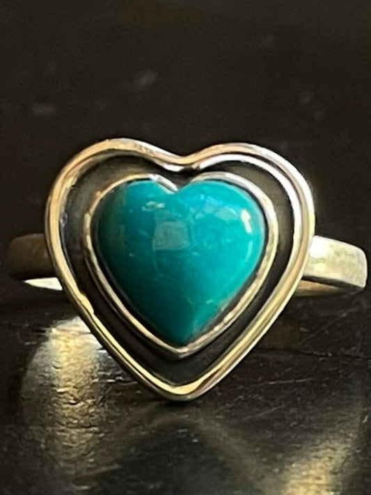 Kingman Turquoise Heart Ring | Sterling Silver | Size 7.5 G357