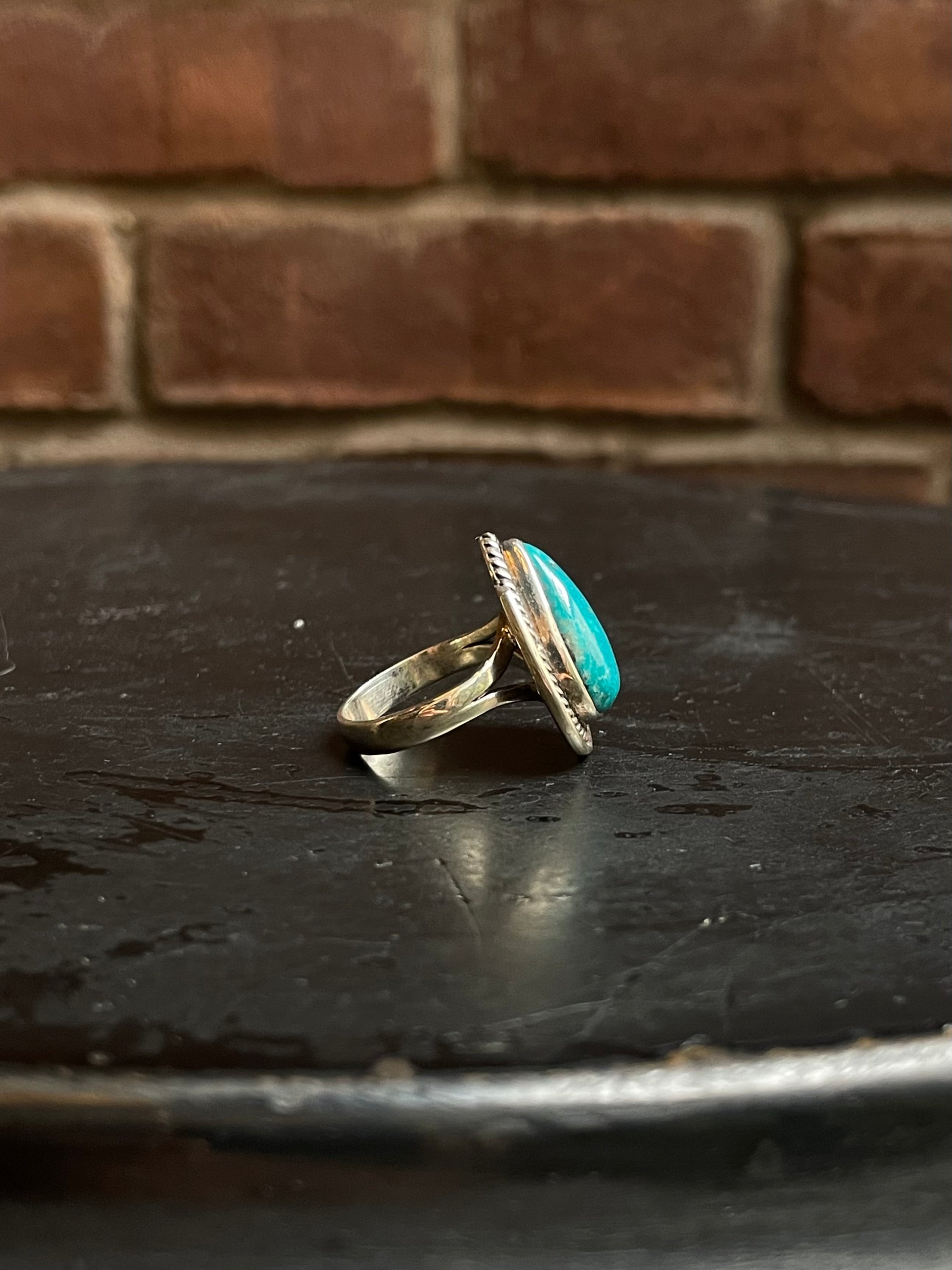Kingman Turquoise Teardrop Ring Size 9 | 925 Sterling Silver Southwest E153