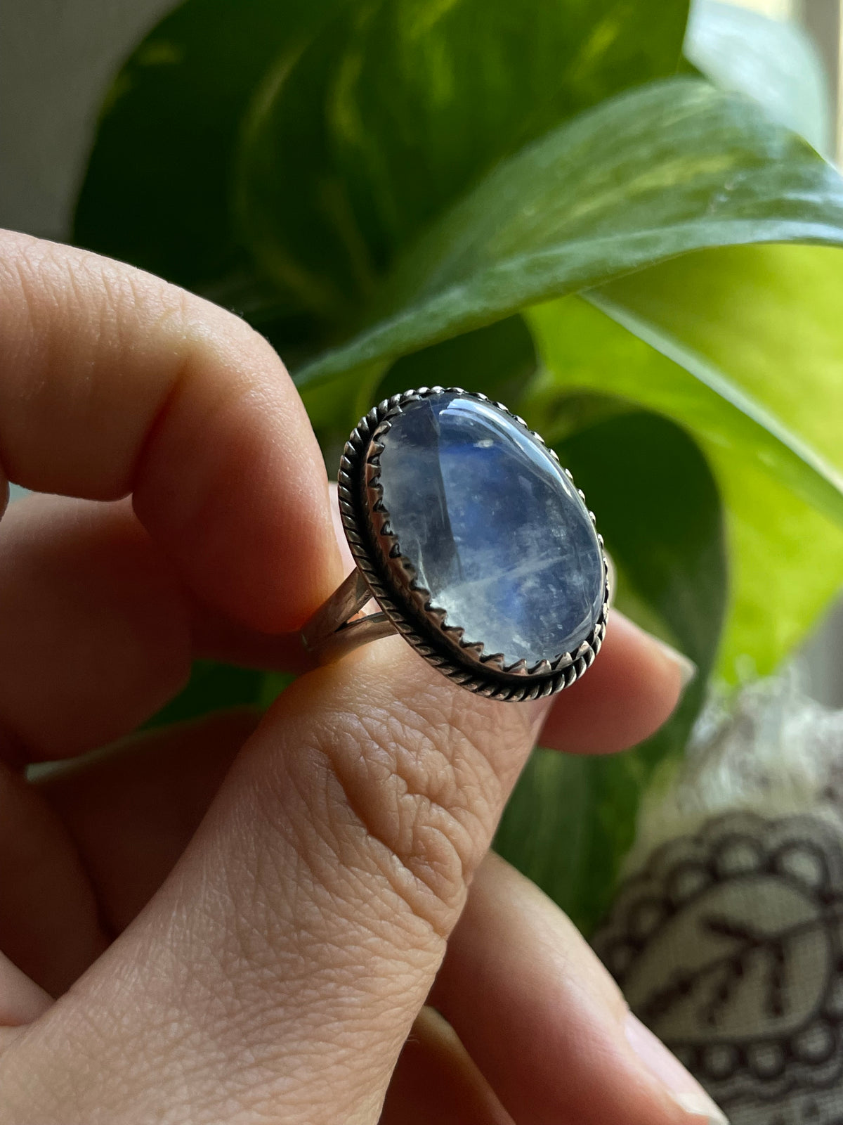 Moonstone Oval Ring Size 8.75 | 925 Sterling Silver D304