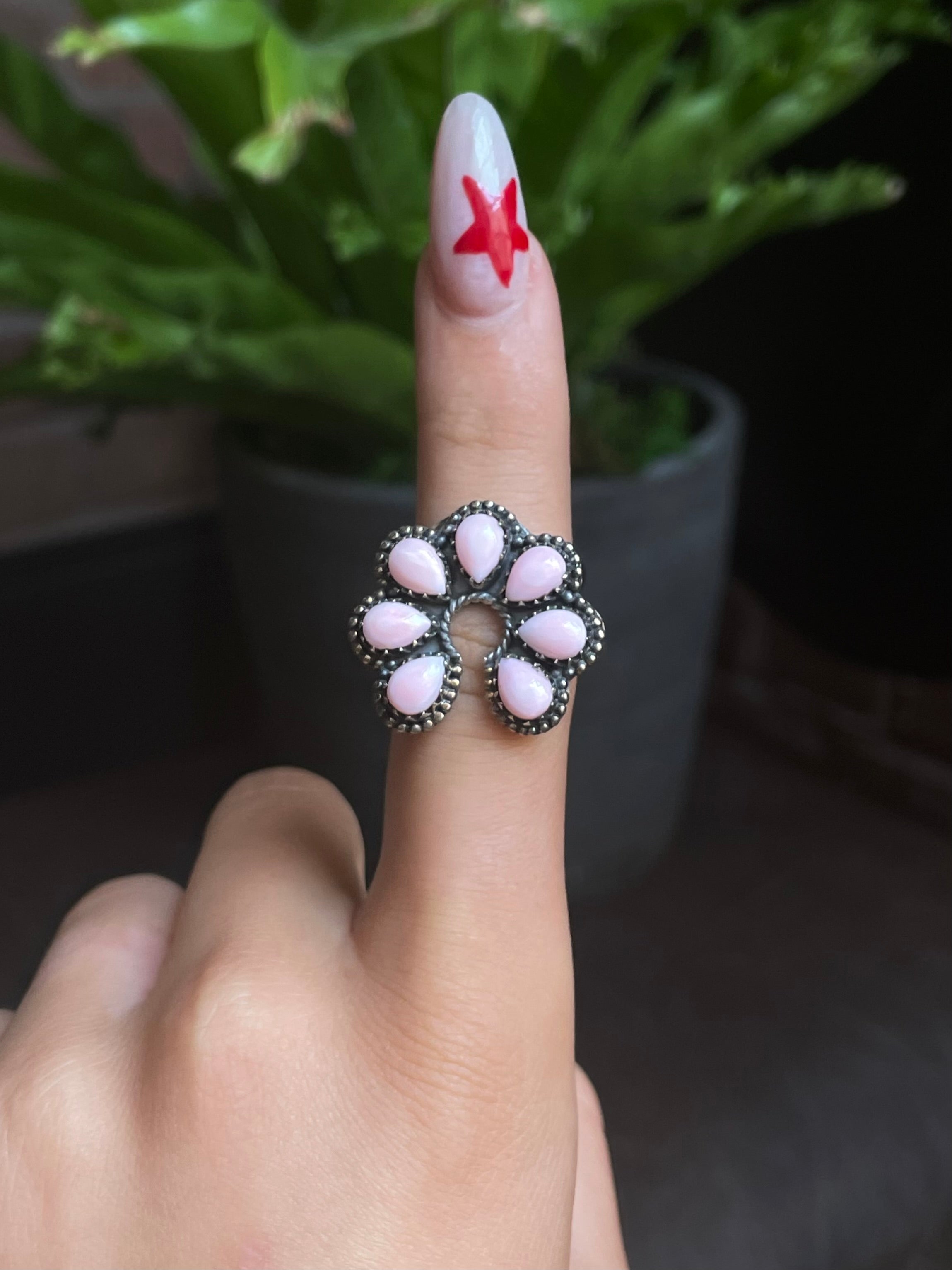 Pink Conch Naja Ring Size 7 | 925 Sterling Silver G542