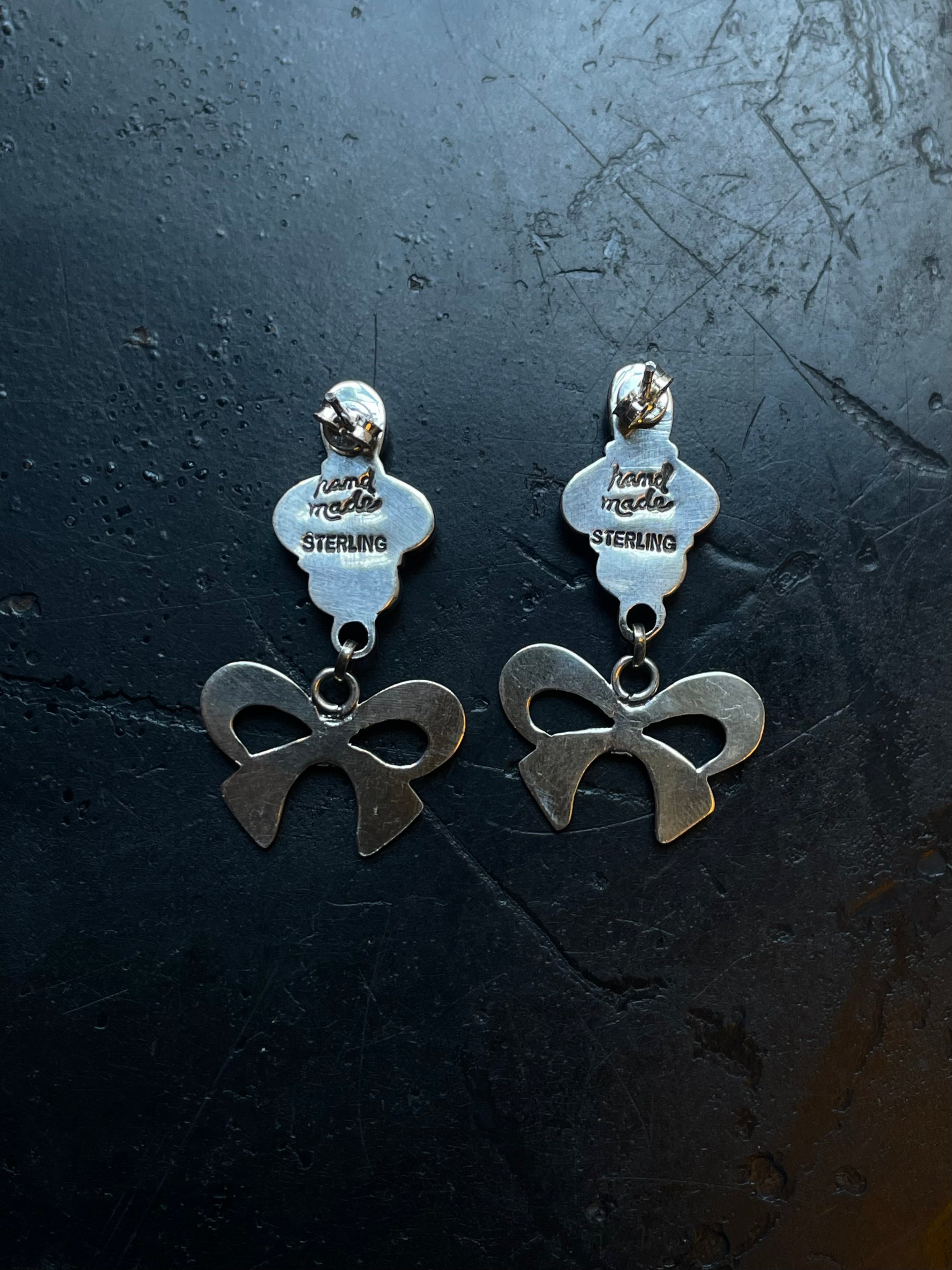 Spiny Oyster Bow Stud Earrings | Sterling Silver E642