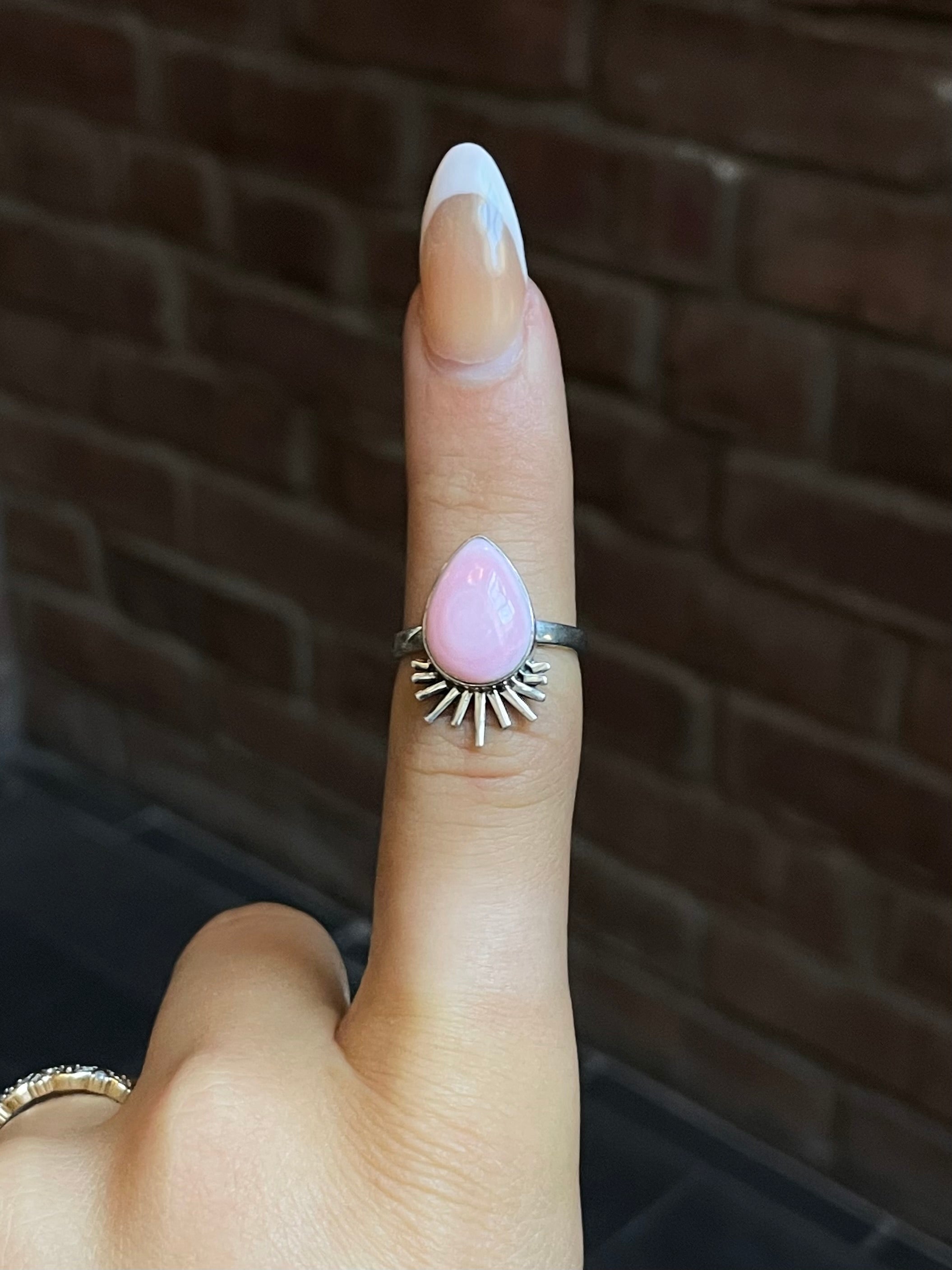 Pink Conch Tear Drop Ring Size 6.75| Sterling Silver E919