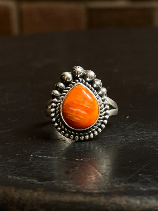 Spiny Oyster Tear Drop Ring | 925 Sterling Silver Size 9 E434