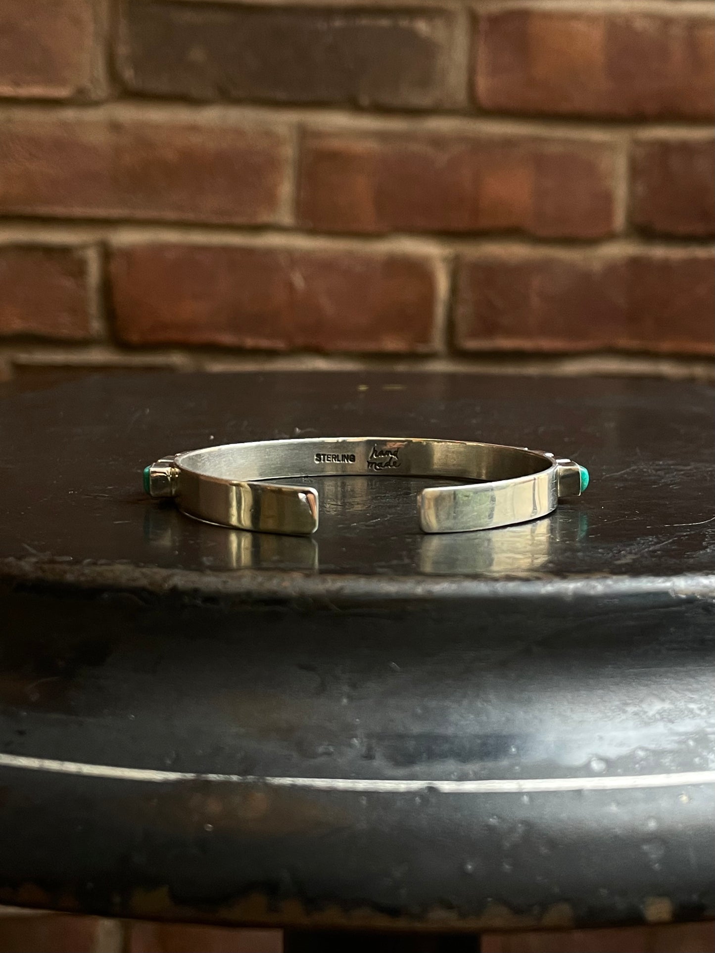 Kingman Turquoise Cuff | Square Stone Row | 925 Silver E537