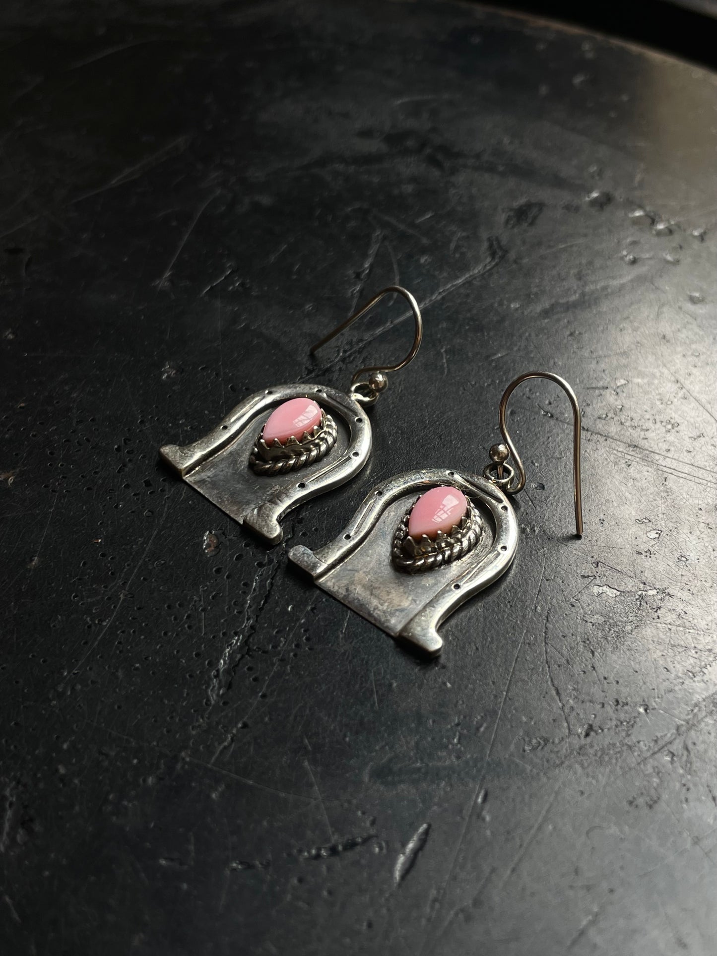 Pink Conch Dangle Earrings | 925 Sterling Silver C980