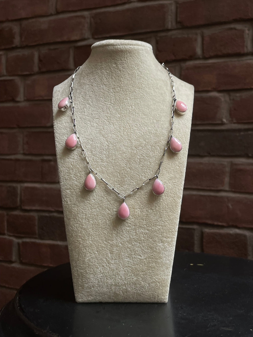 Pink Conch Necklace | Teardrop Dangle | 925 Silver E573