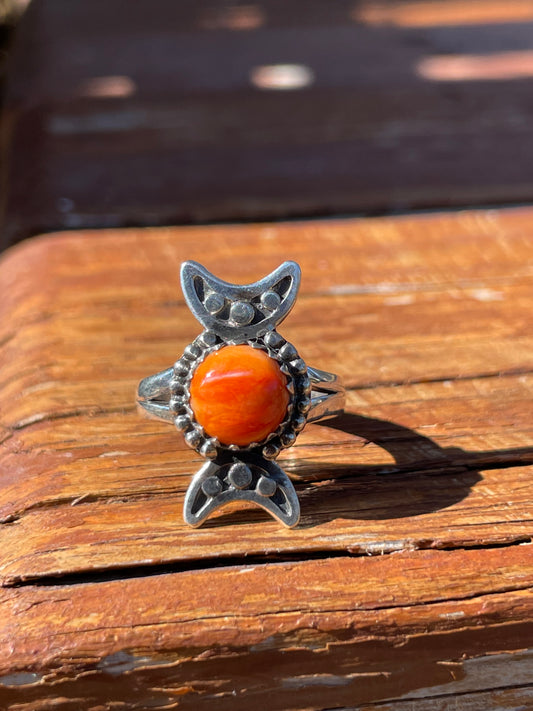 Spiny Oyster Ring Size 6 | 925 Sterling Silver B928