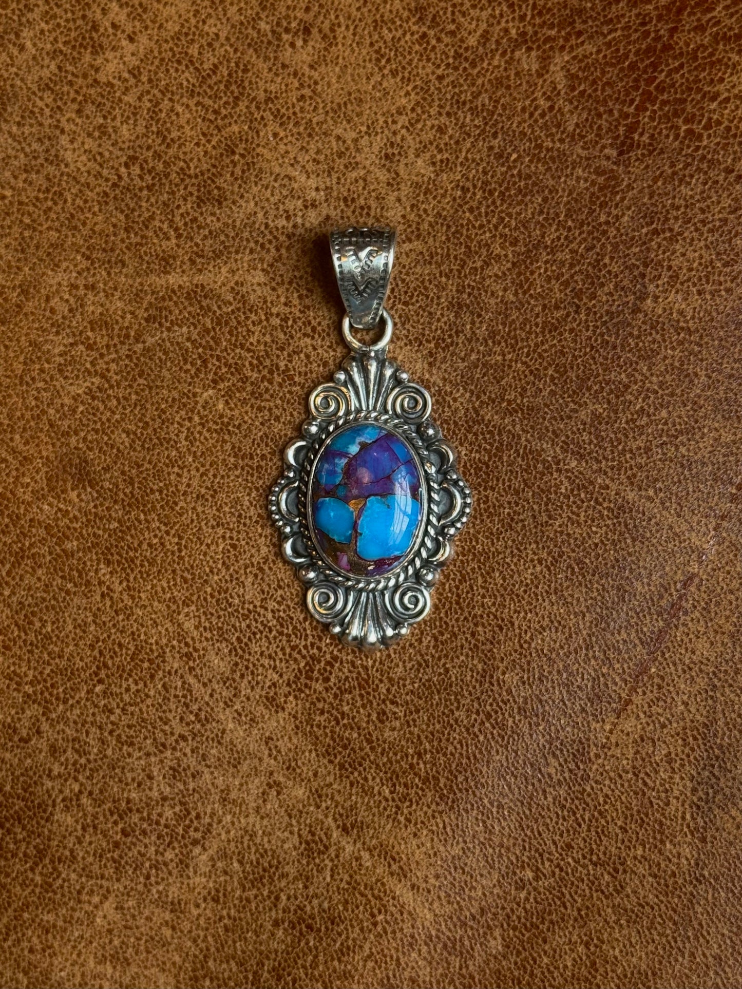 Dahlia Pendant Oval 2.14 | Sterling Silver | A785