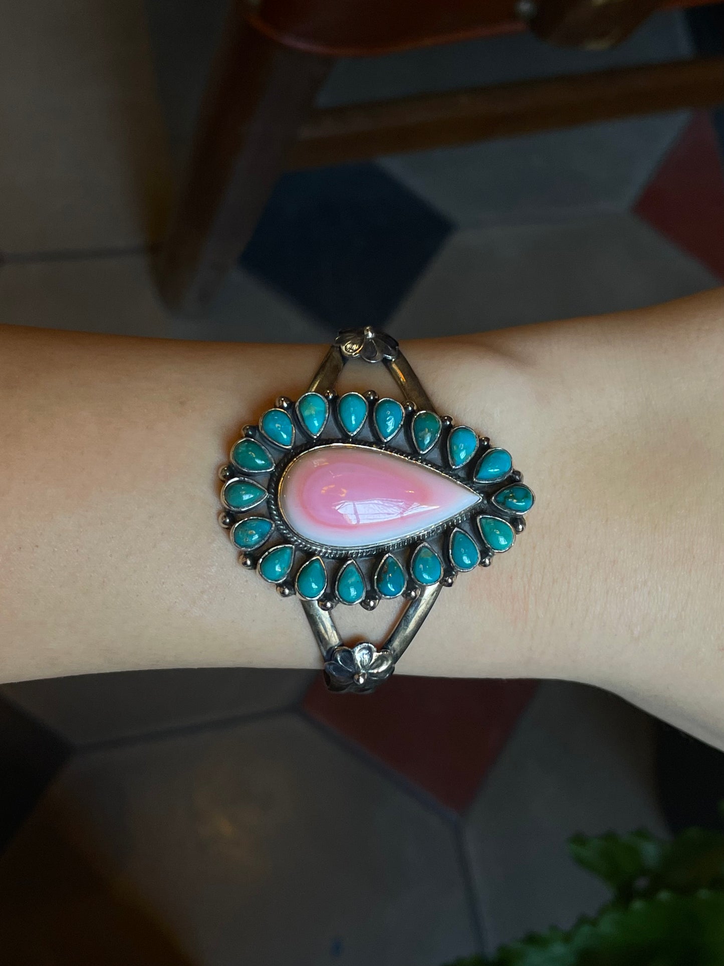 Pink Conch & Kingman Turquoise Floral Cuff | 925 Sterling Silver E496