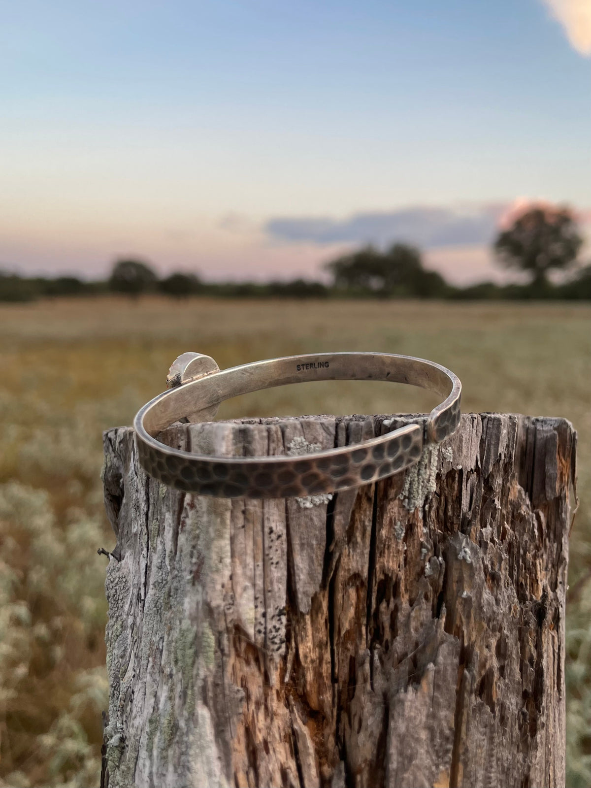 Spiny Oyster Oval Cuff Bracelet | 925 Sterling Silver G770