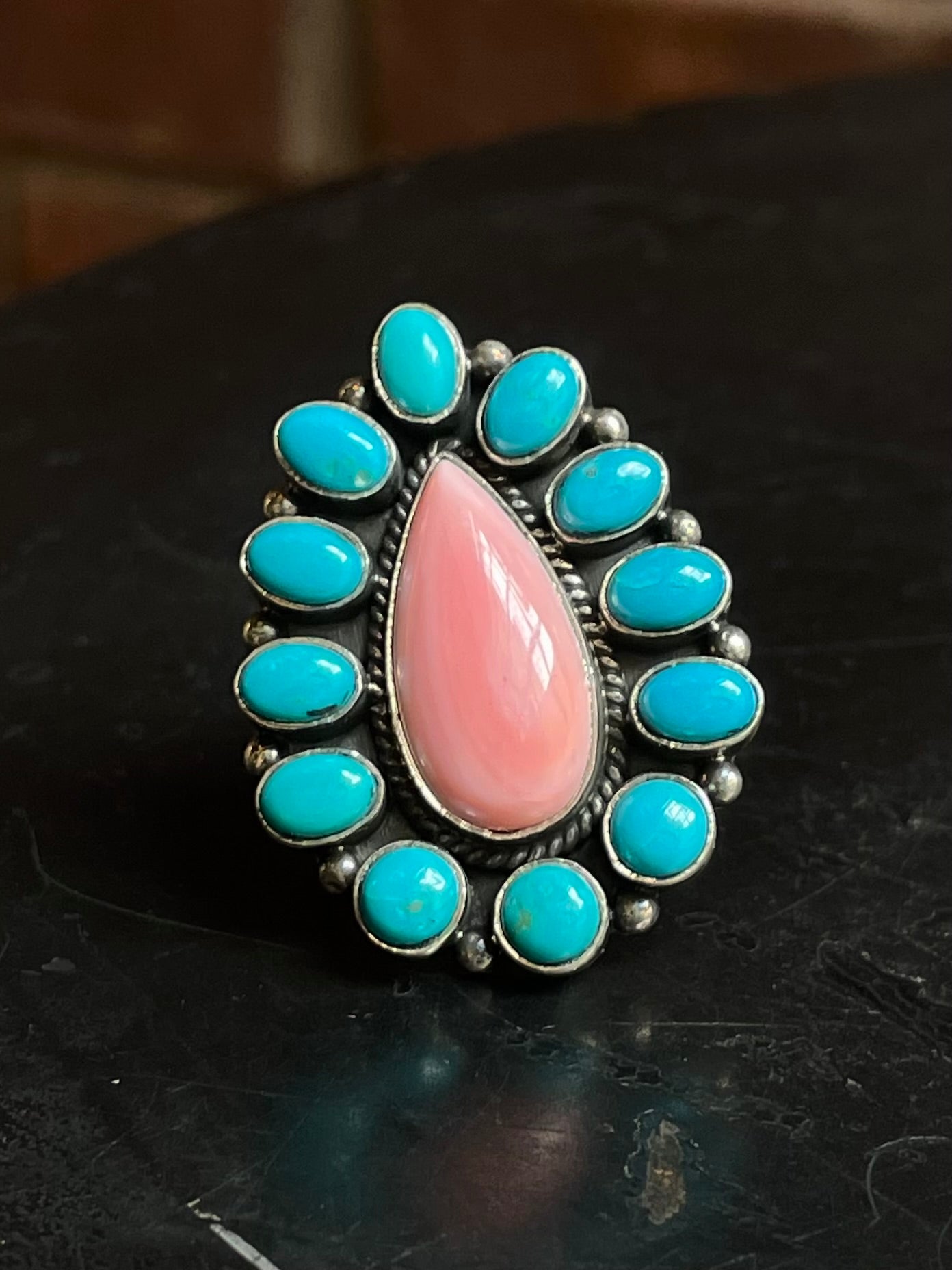 Pink Conch Kingman Turquoise Cluster Ring Size 8 | Sterling Silver E764