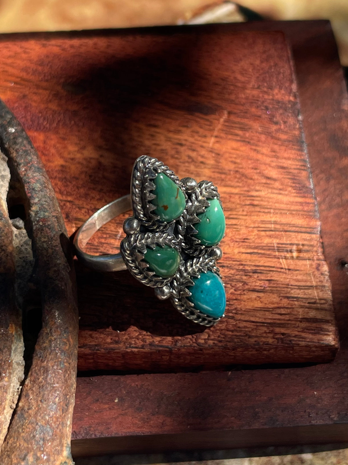 Turquoise Tear Drop Ring | 925 Sterling Silver | Size 9 D354