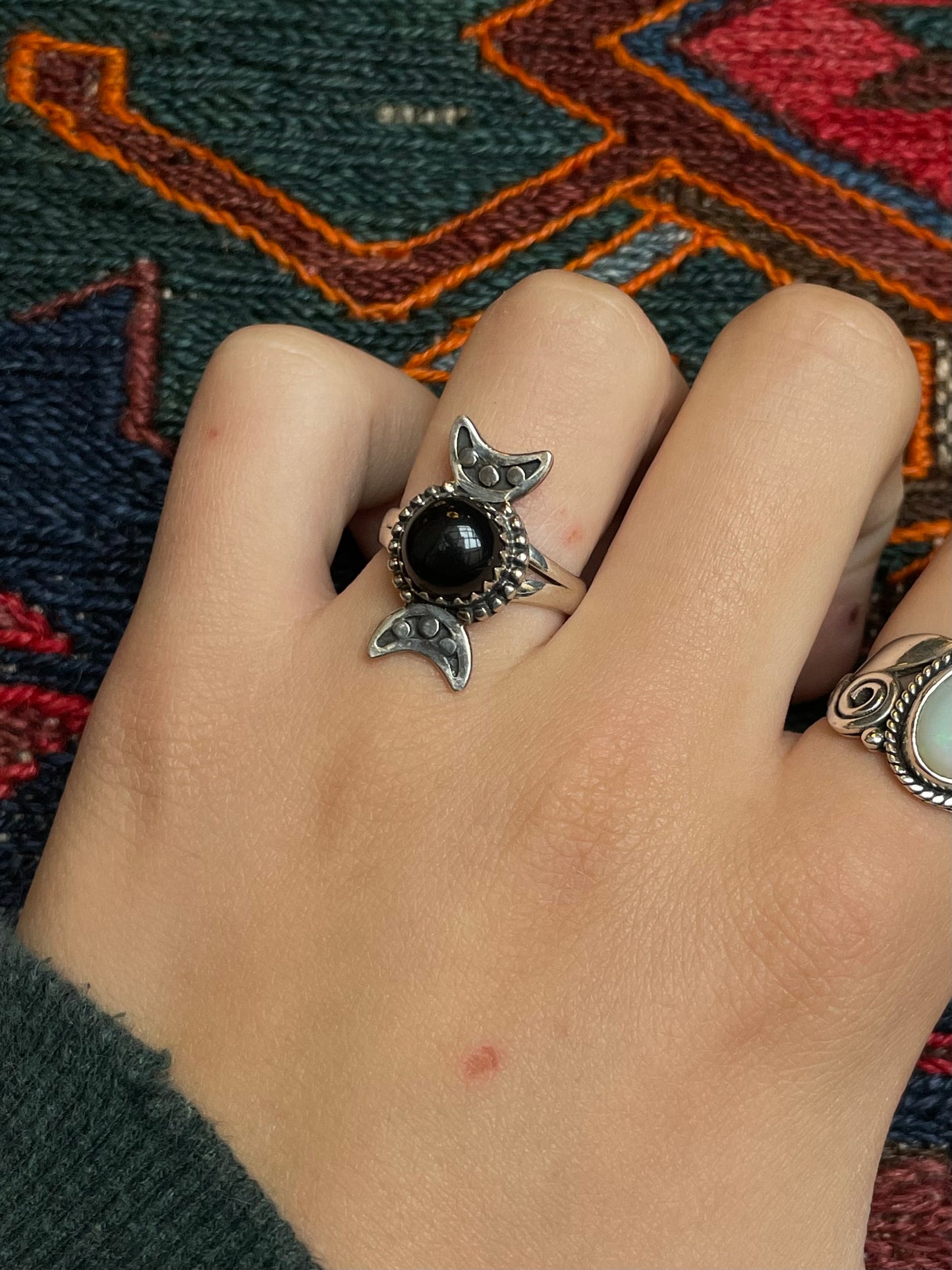 Black Onyx Ring | Sterling Silver | Size 7.75 G326
