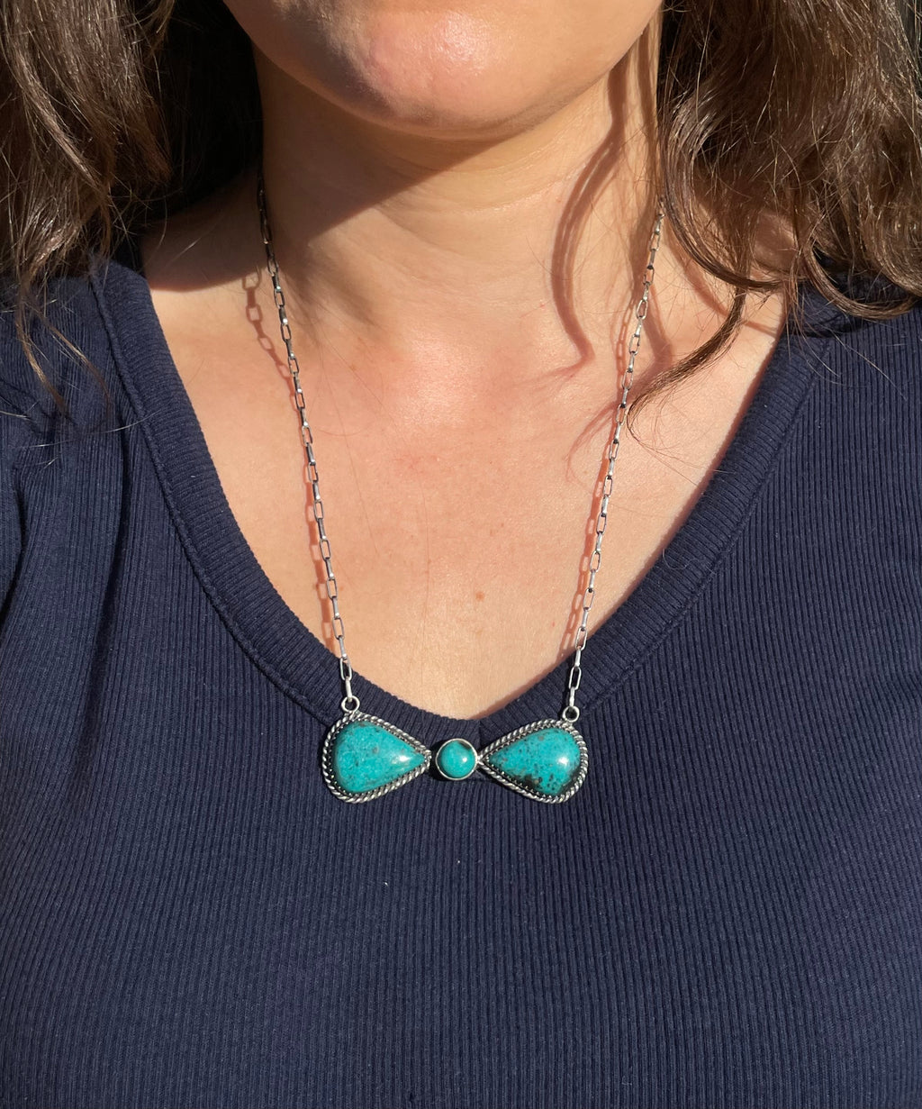 Kingman Turquoise Bar Necklace | Bow Style Center | 925 Silver E624