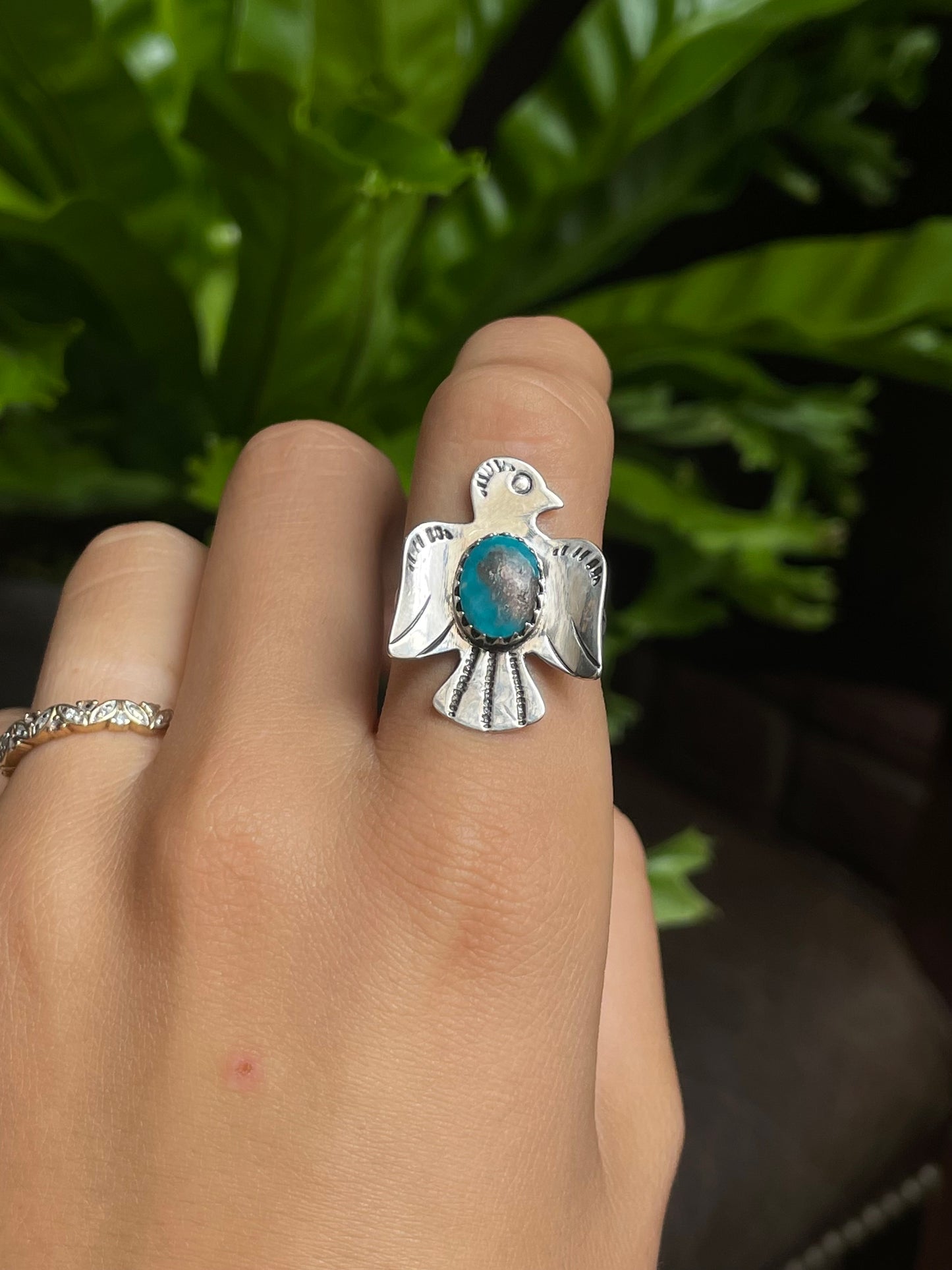 Kingman Turquoise Thunderbird Ring | Sterling Silver | Size 8.75 G302