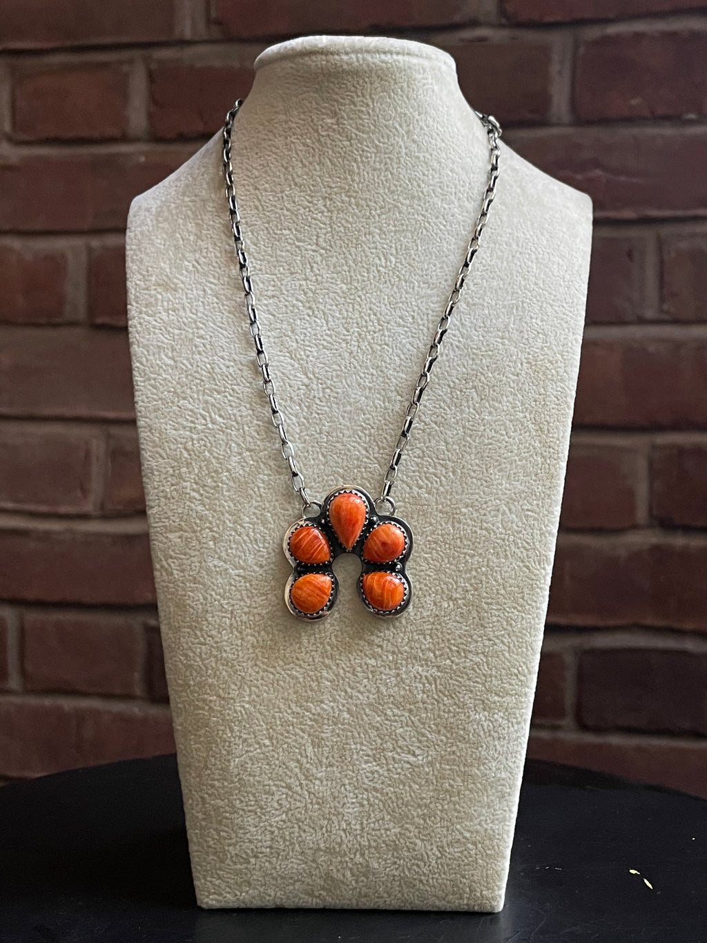 Spiny Oyster Cluster Naja Necklace | Sterling Silver E935