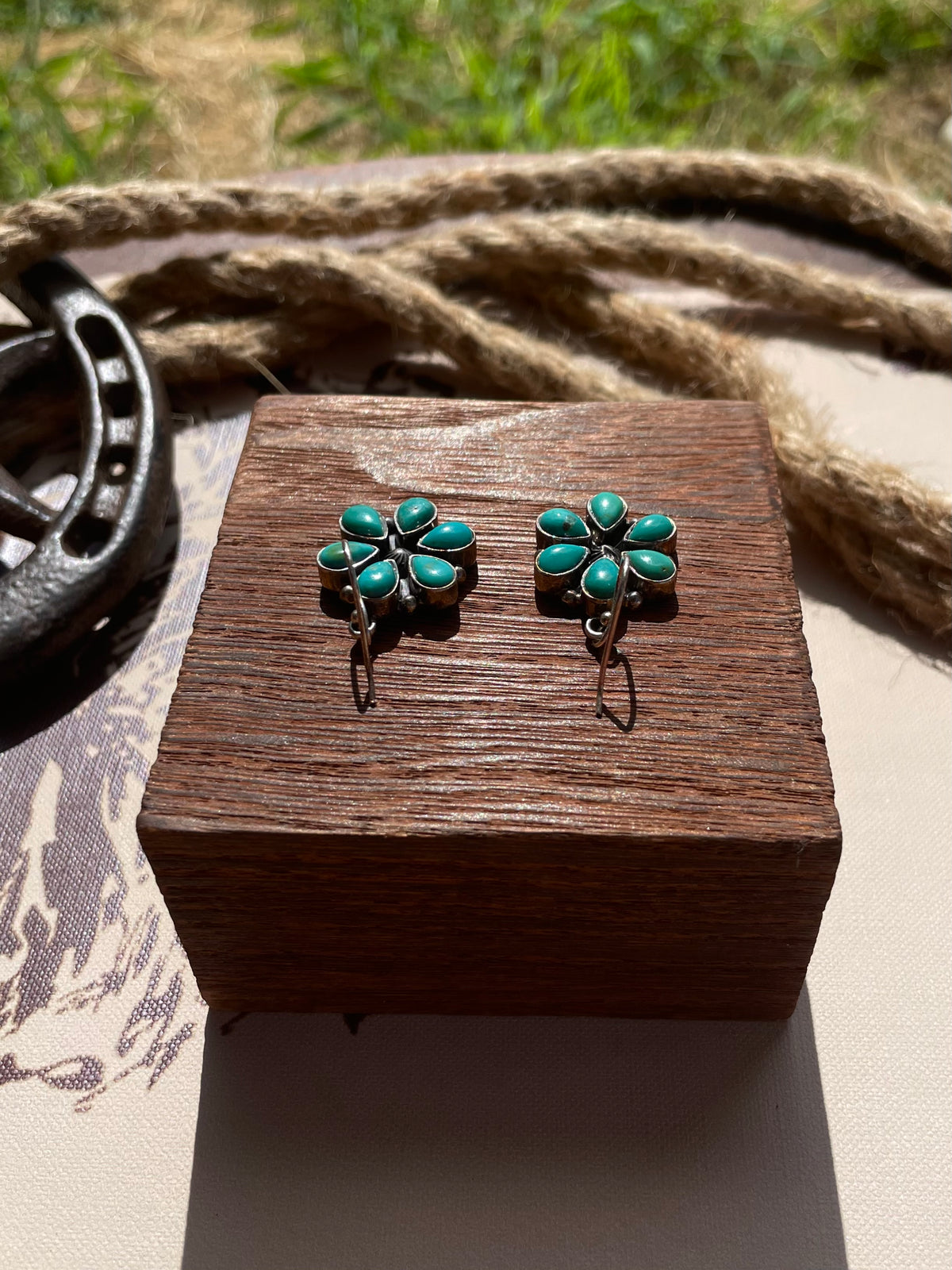 Turquoise Cluster Flower Dangle Earrings | 925 Sterling Silver G706