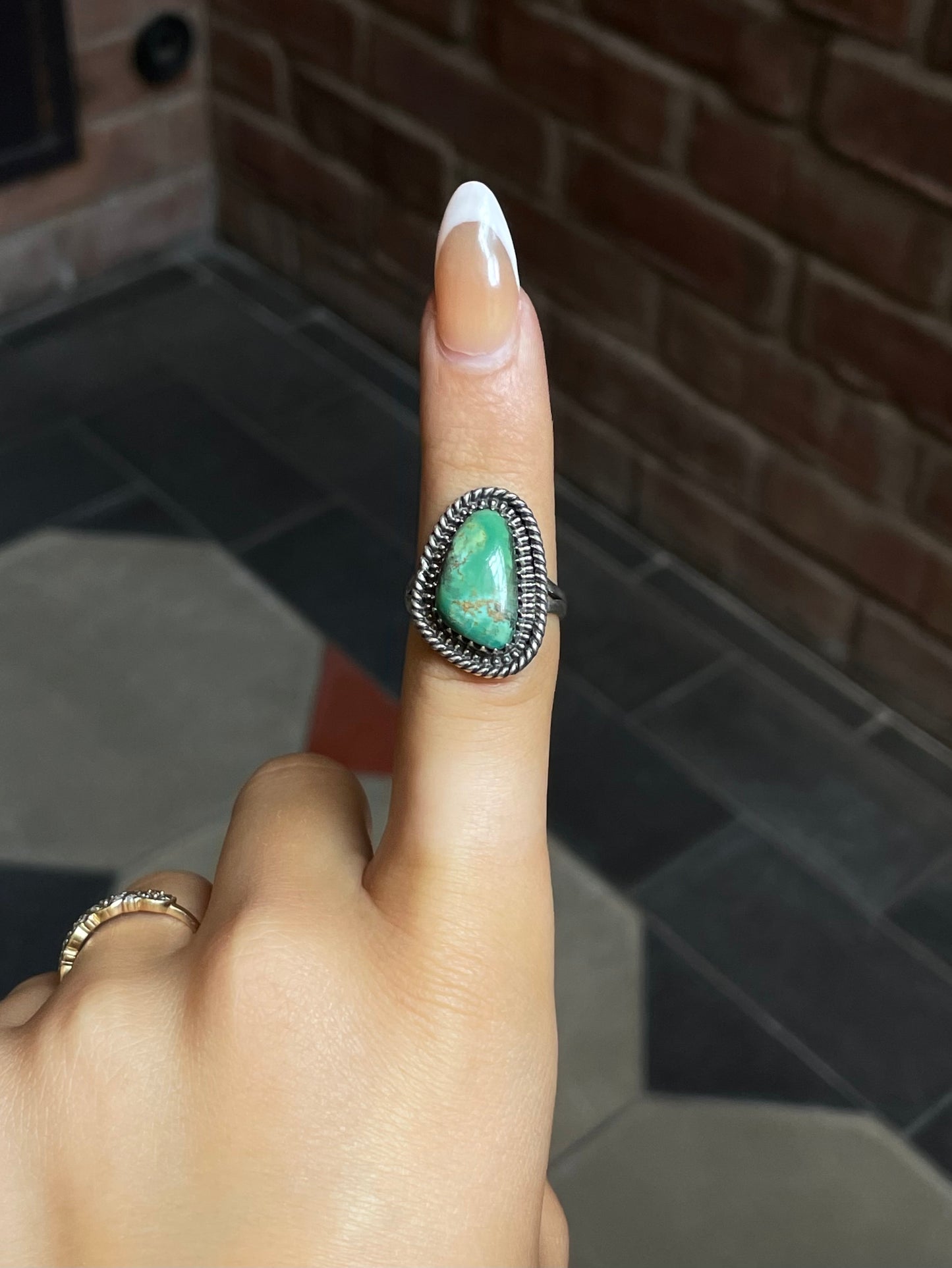 Kingman Turquoise Twisted Wire Ring | Sterling Silver | Size 8 | A471