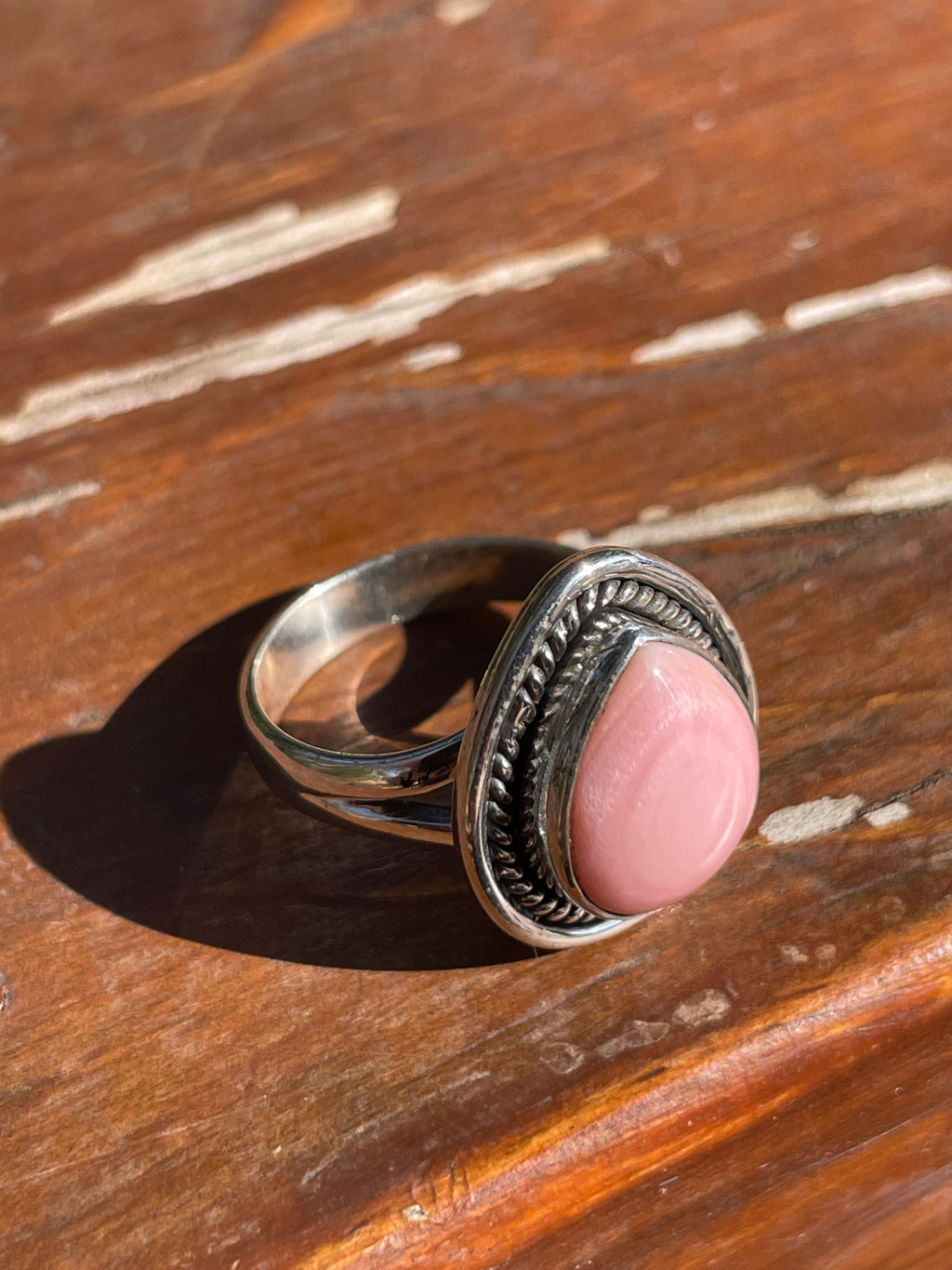 Pink Conch Teardrop Ring Size 6 | 925 Sterling Silver Southwest D104