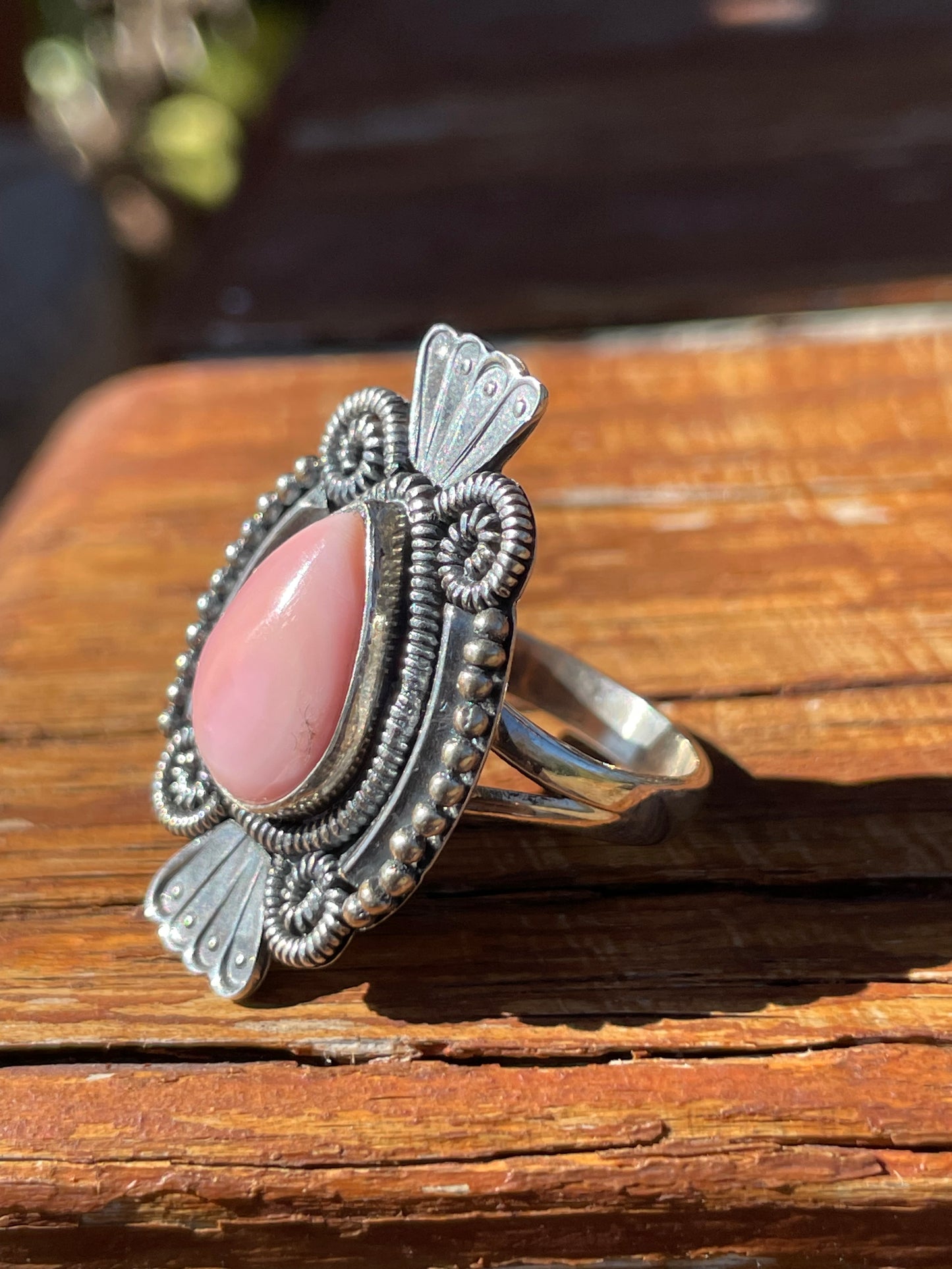 Pink Conch Tear Drop Ring Size 8.5 | 925 Sterling Silver B924