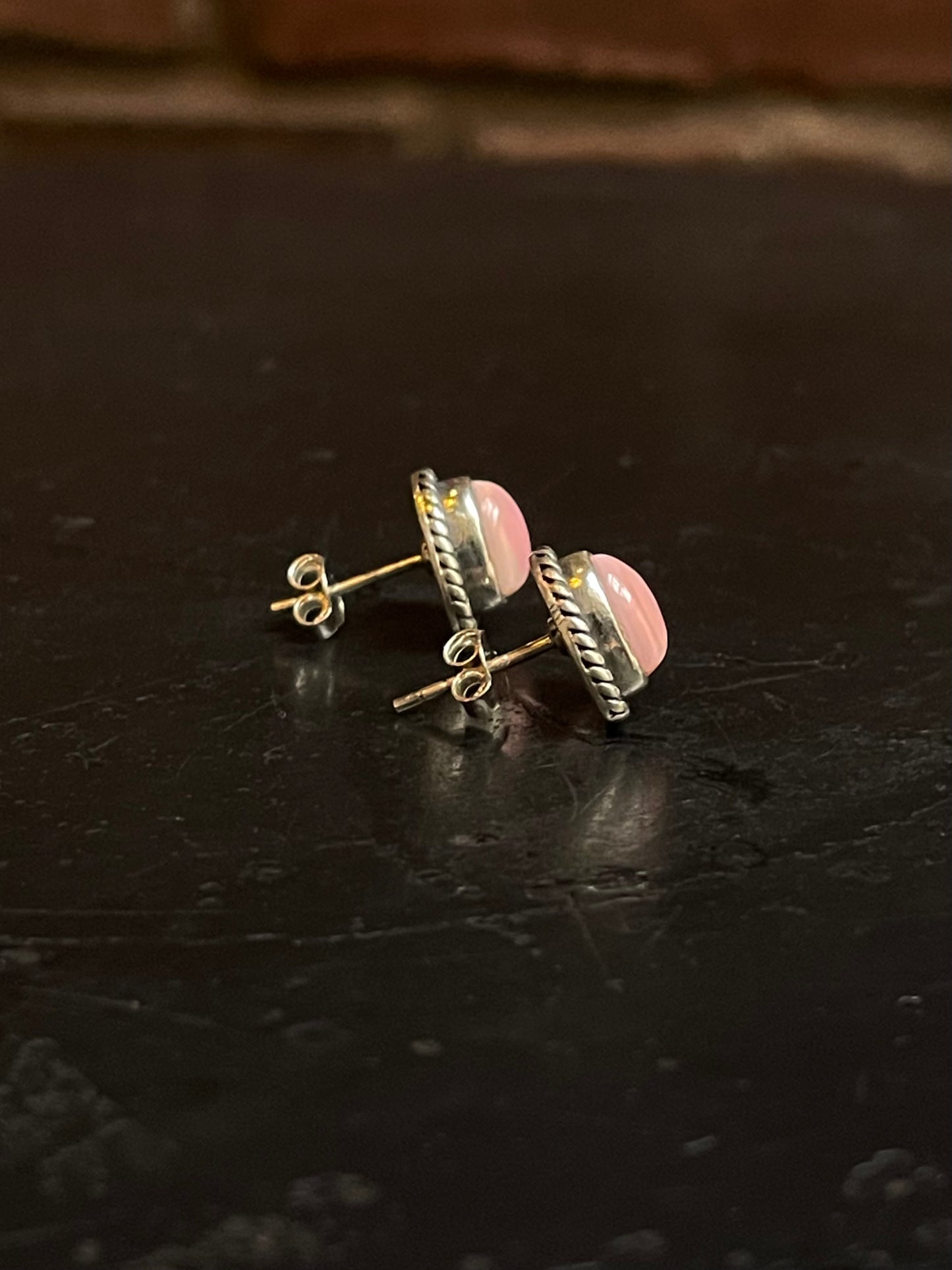 Pink Conch Heart Stud Earrings | 925 Sterling Silver G174