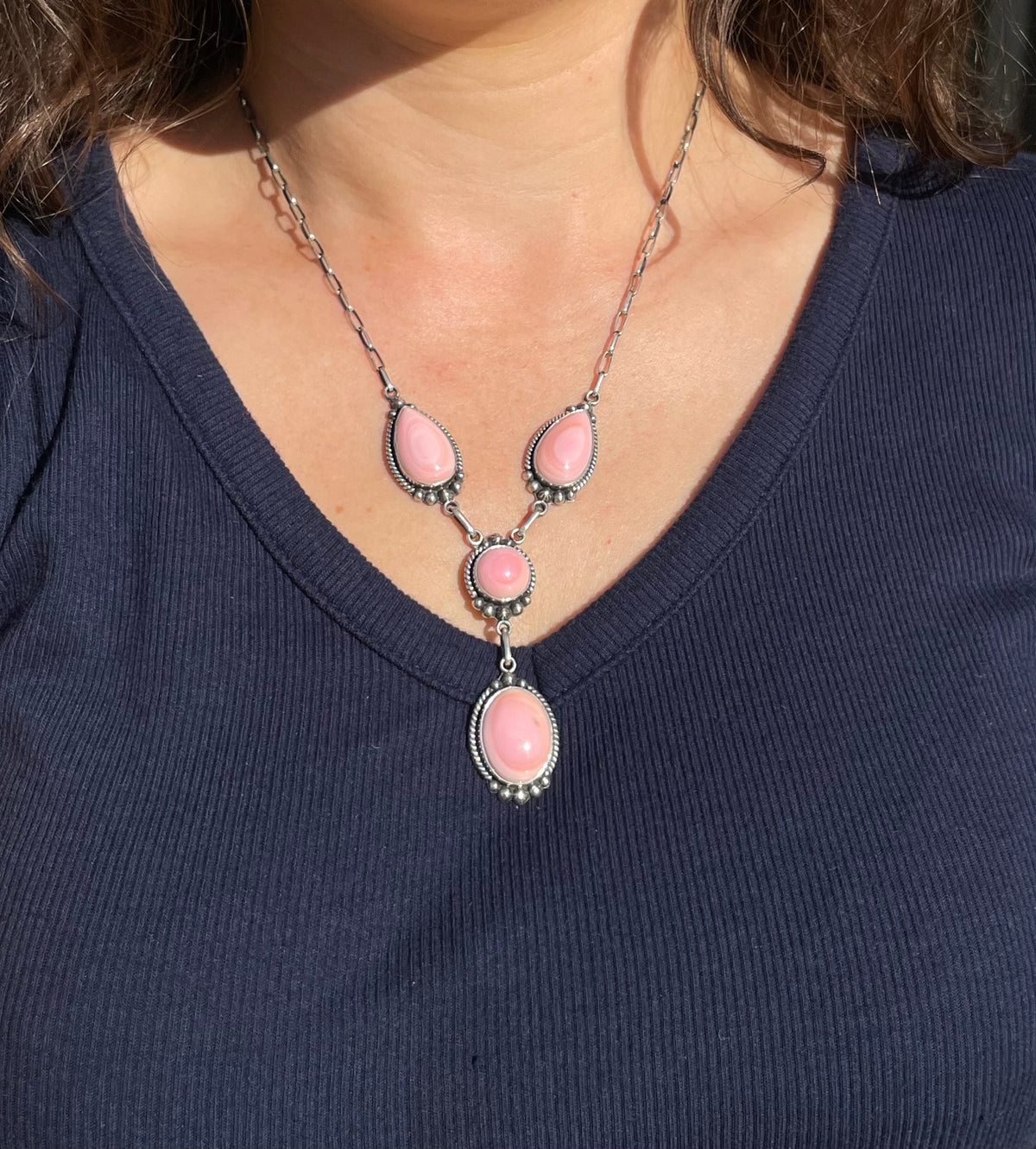 Pink Conch Lariat Necklace | Graduated Oval Stations | 925 Silver E574