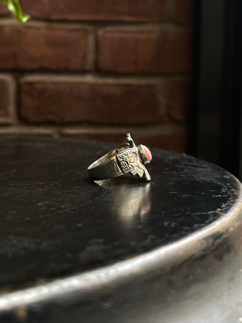 Pink Conch Thunderbird Ring | 925 Sterling Silver | Size 8 E302