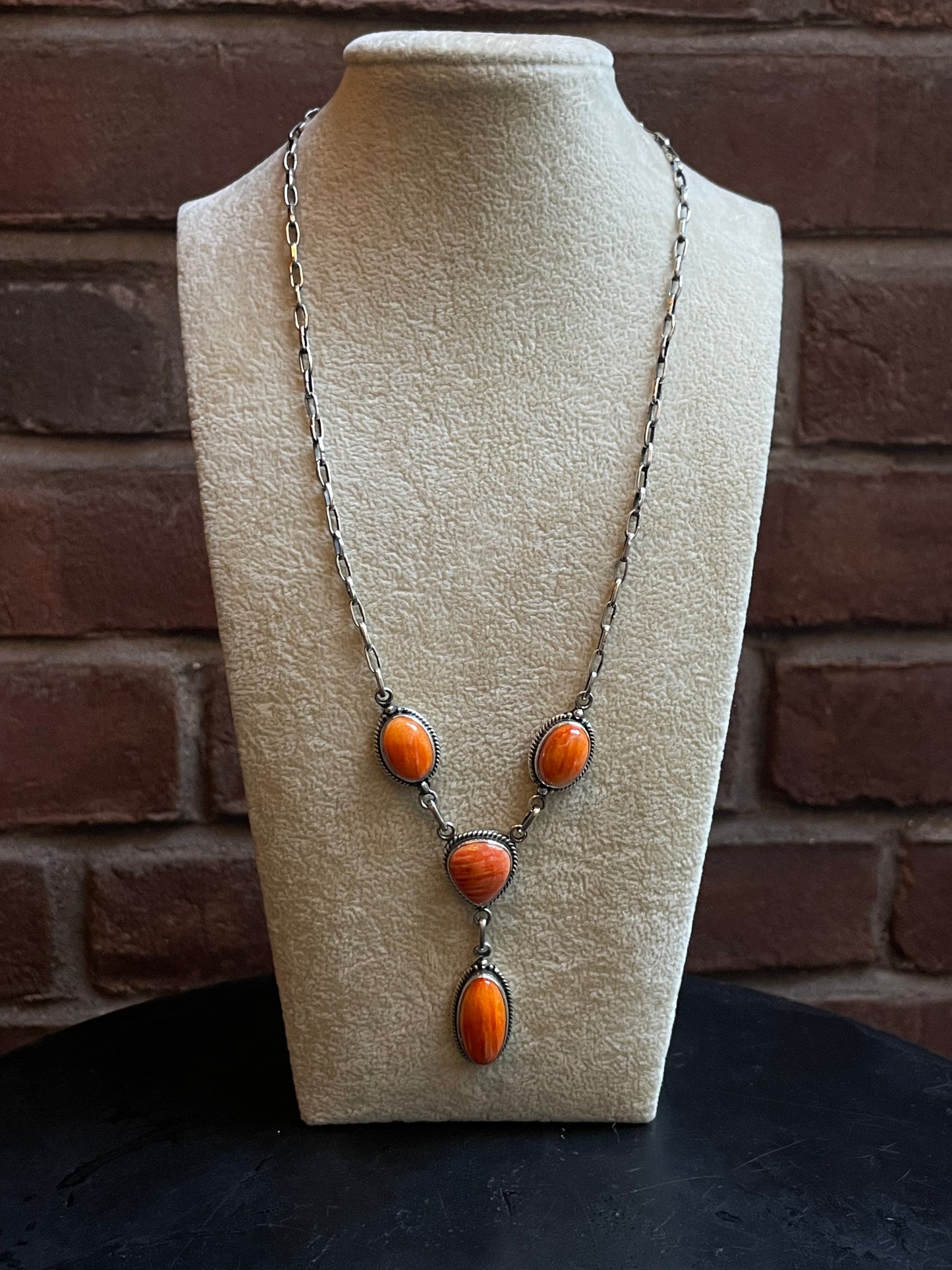 Spiny Oyster Necklace | 925 Sterling Silver E334