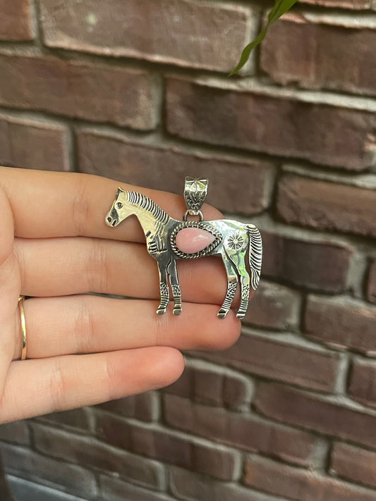 Pink Conch Horse Pendant | 925 Sterling Silver C540
