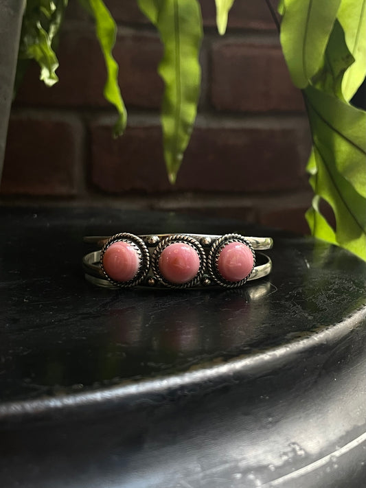 Pink Conch Cuff Bracelet | Sterling Silver 925 C744