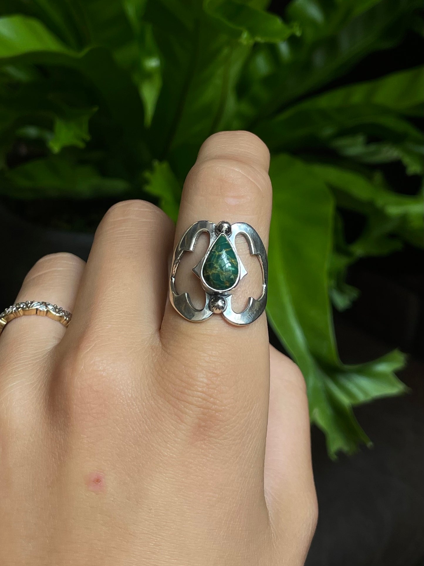 Kingman Turquoise Teardrop Ring | Sterling Silver | Size 8.5 G312