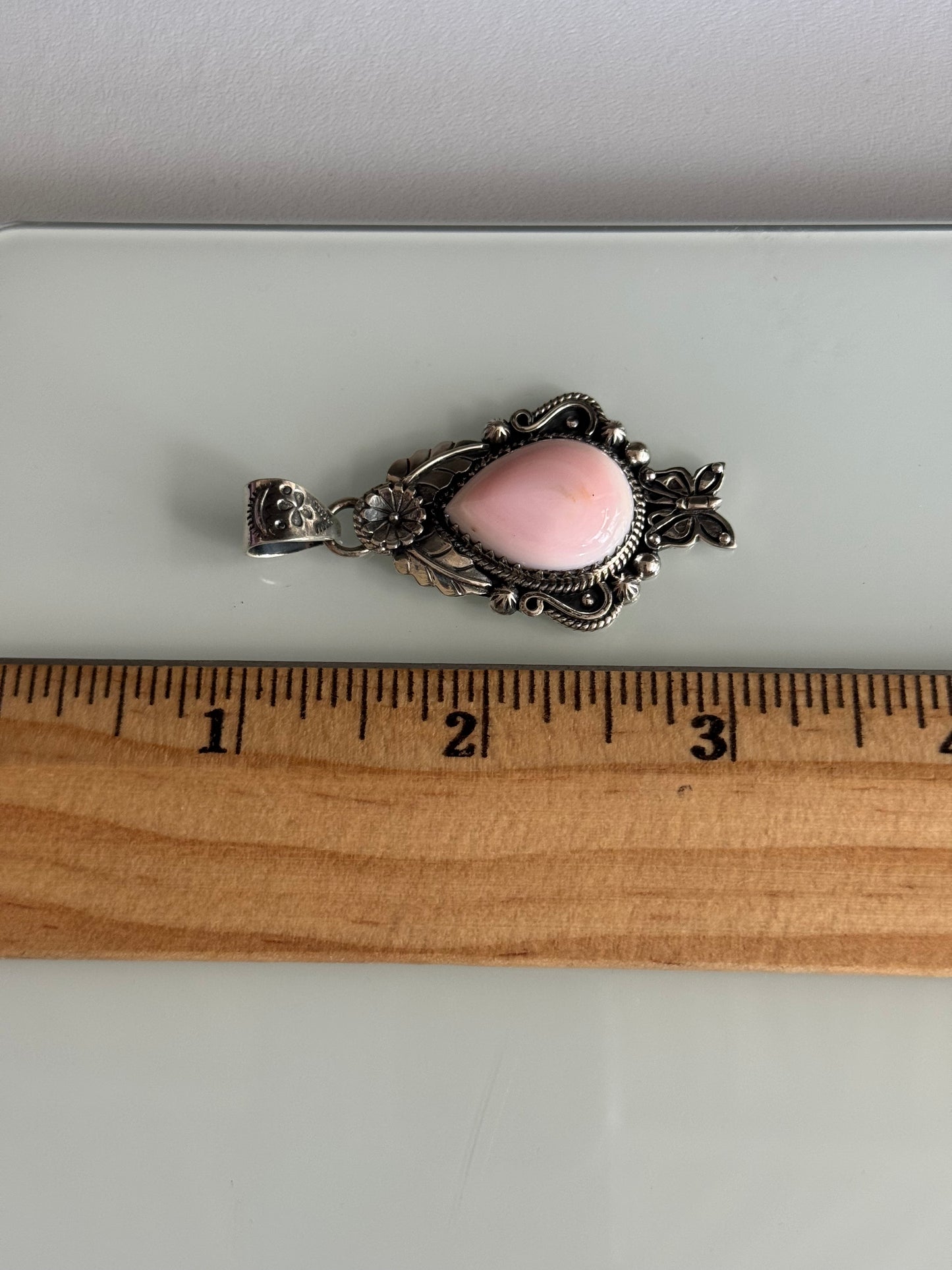 Pink Conch Teardrop Pendant | Sterling Silver | A927